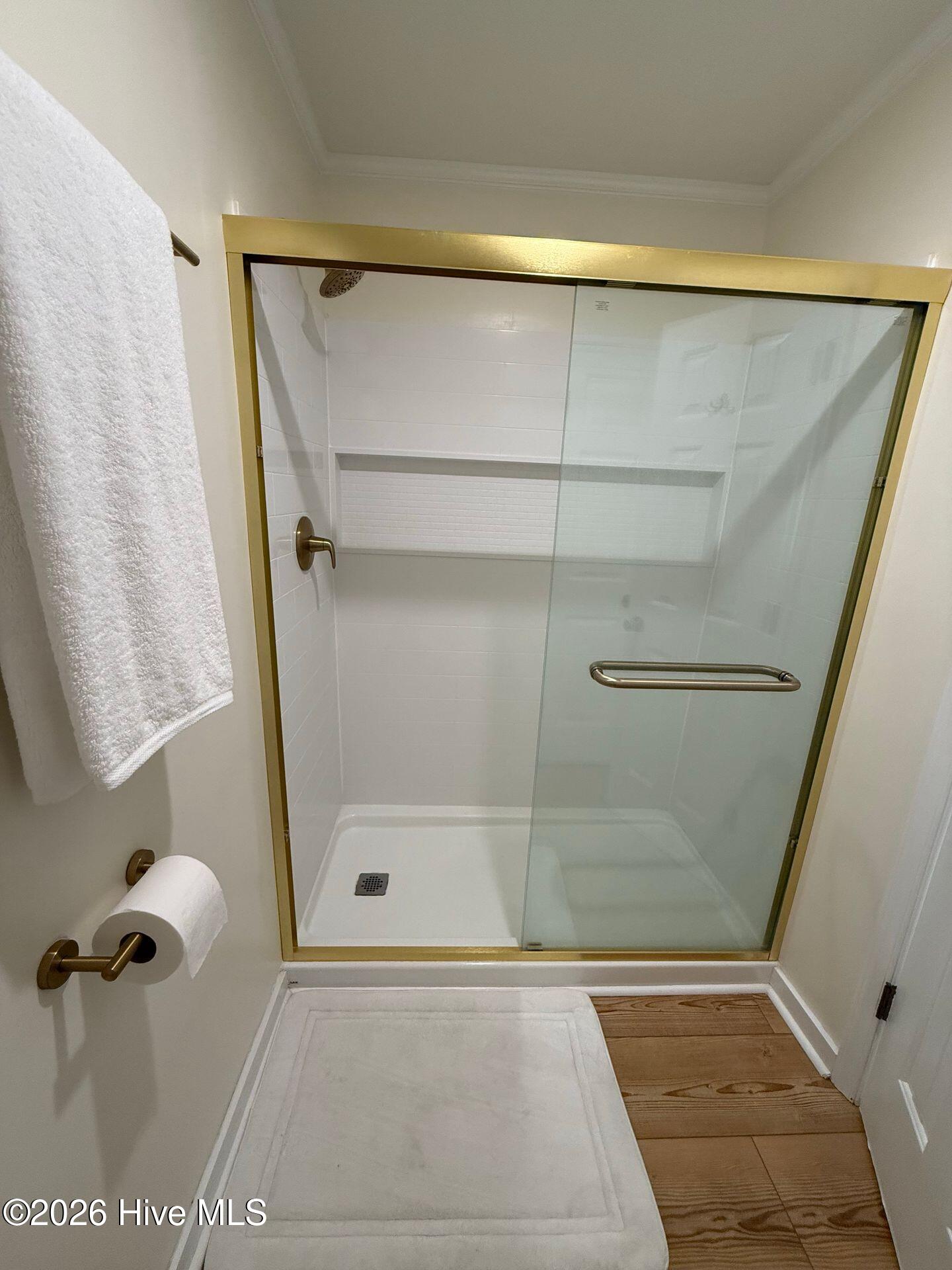200 Lakeside Drive Property Photo 8