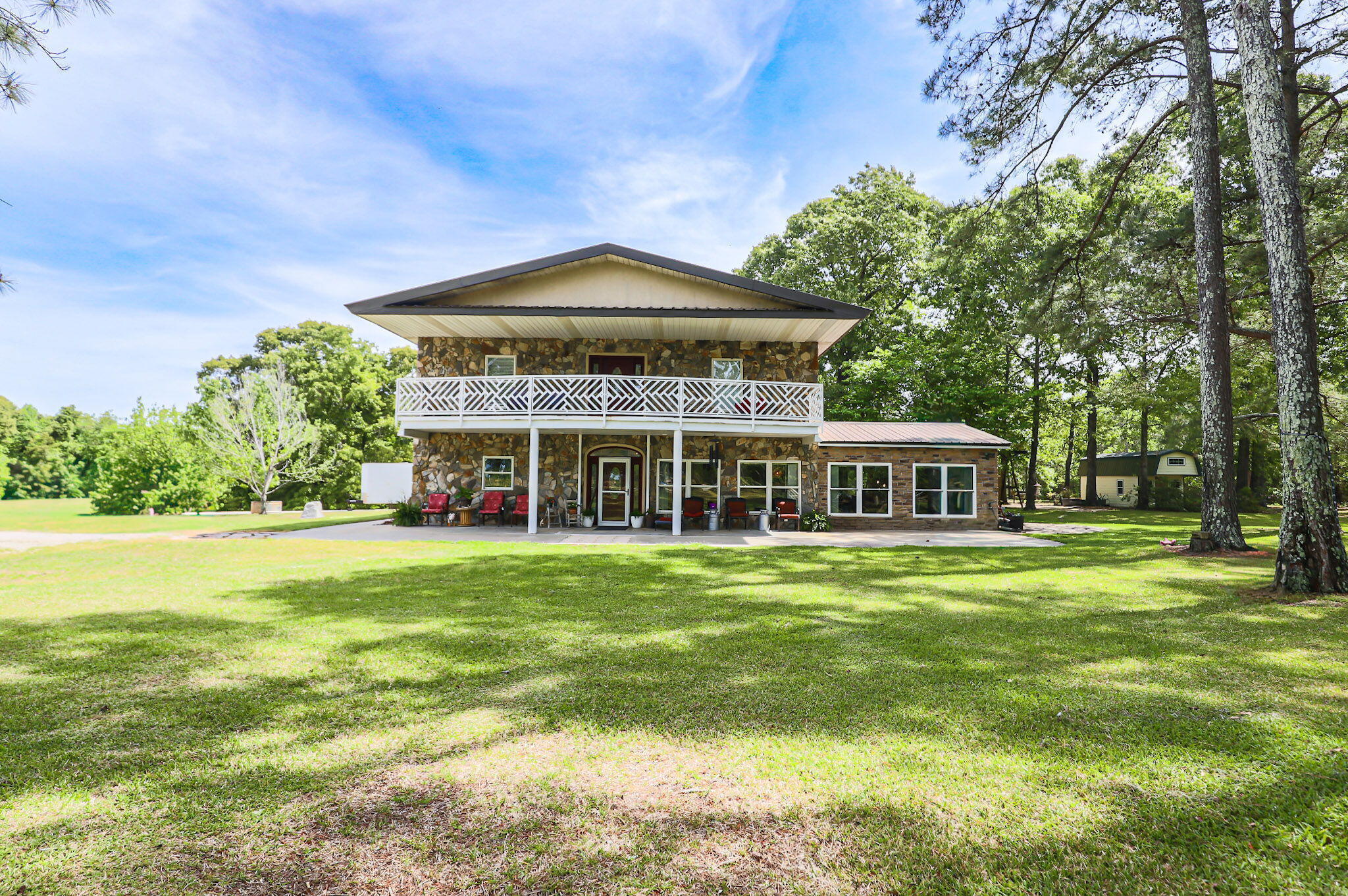 9466 Clarks Mill Road Property Photo 1