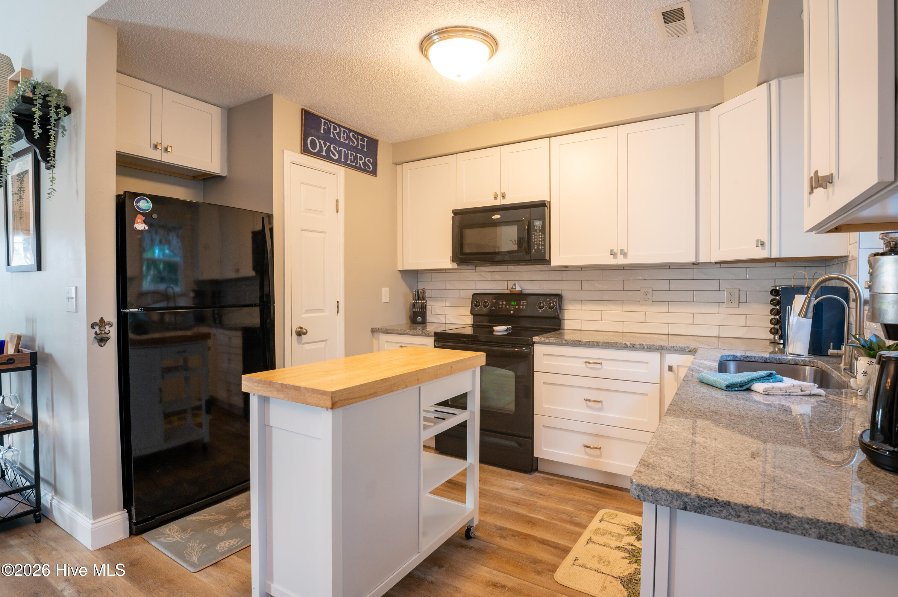 819 Brewster Lane Property Photo 11
