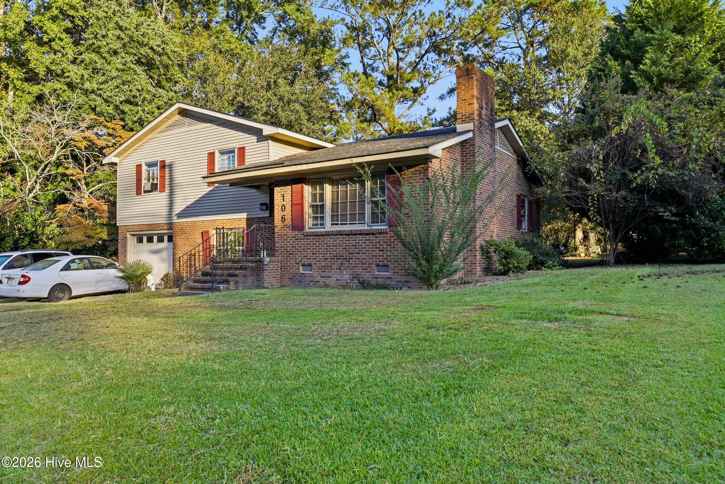 106 Weaver Drive Property Photo 3