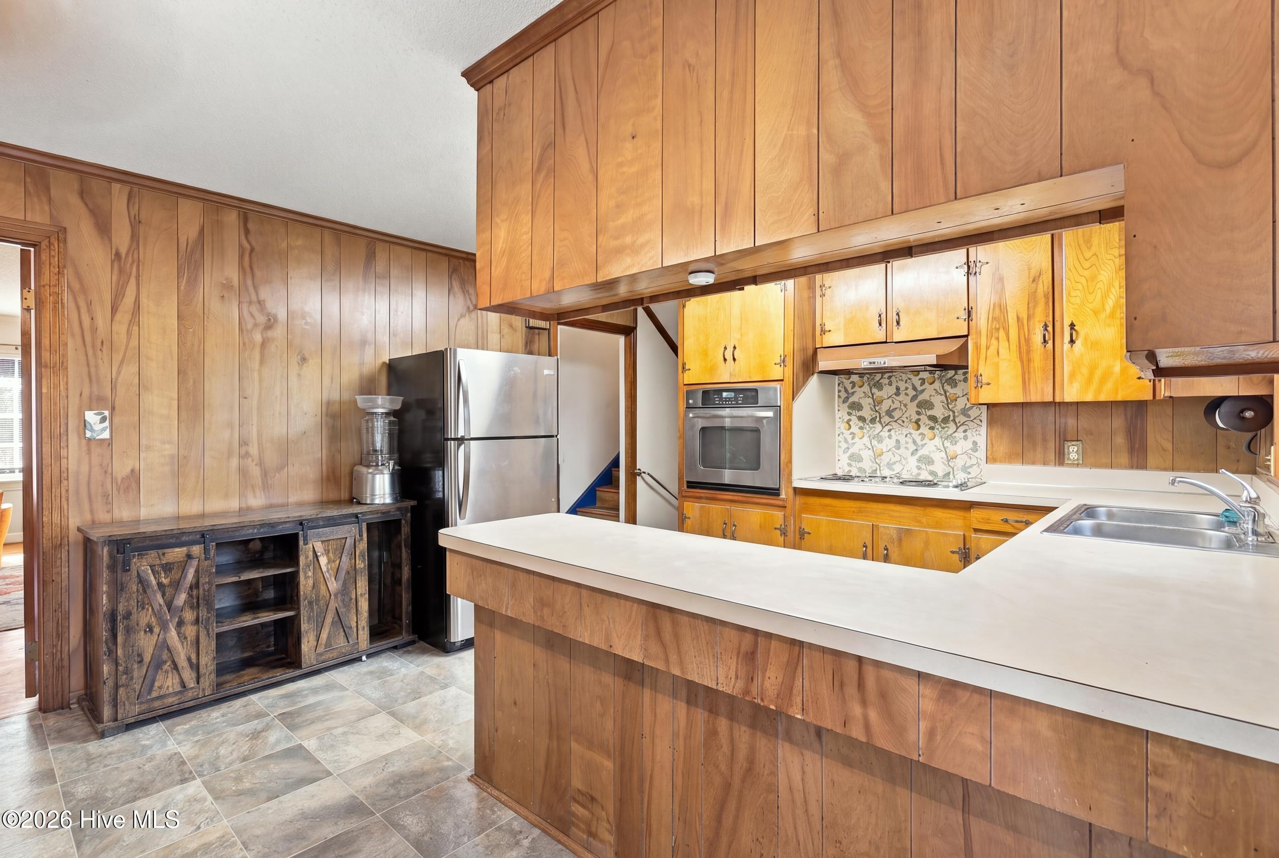106 Weaver Drive Property Photo 14