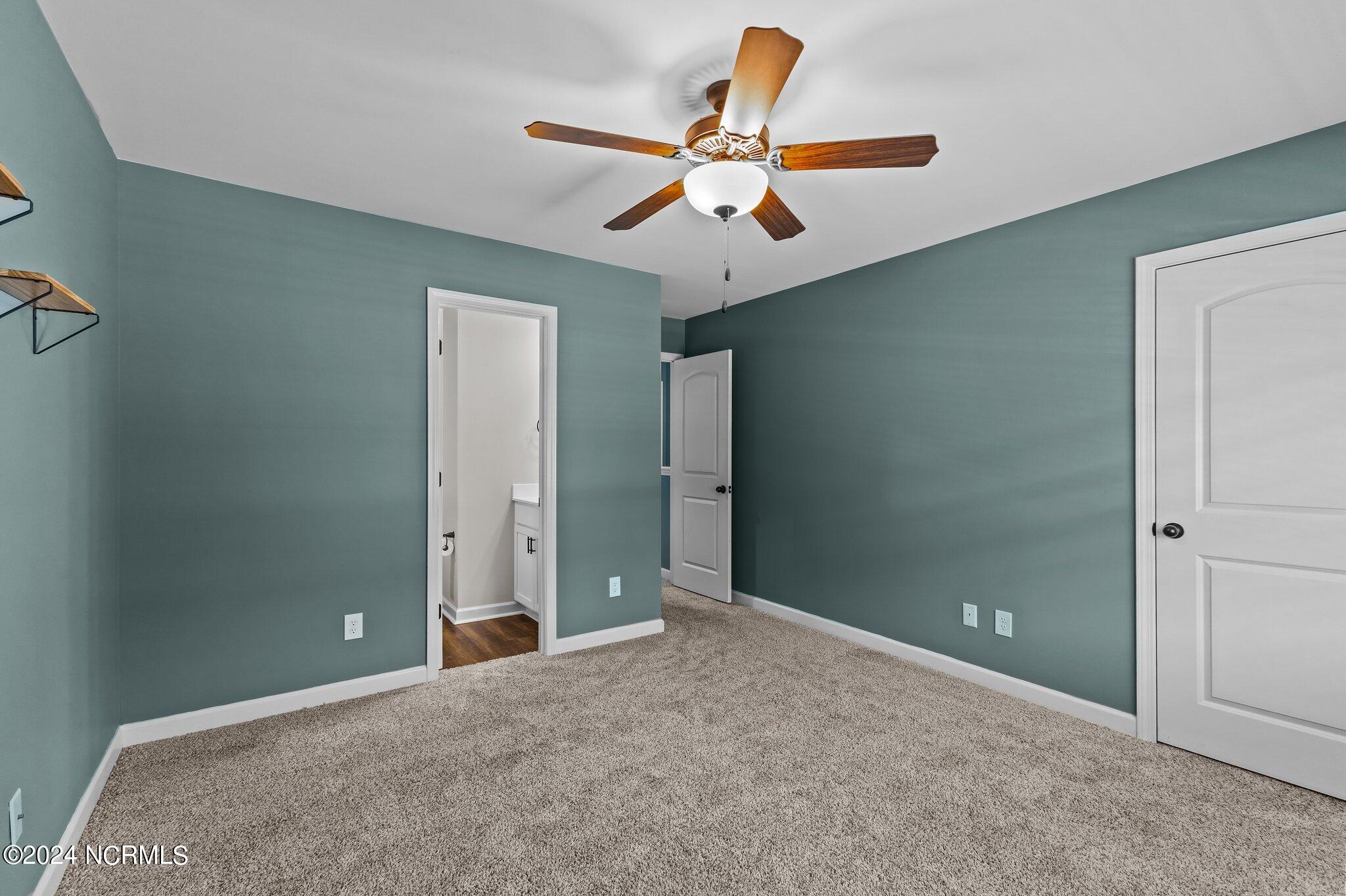 21 Catalina Circle Property Photo 24