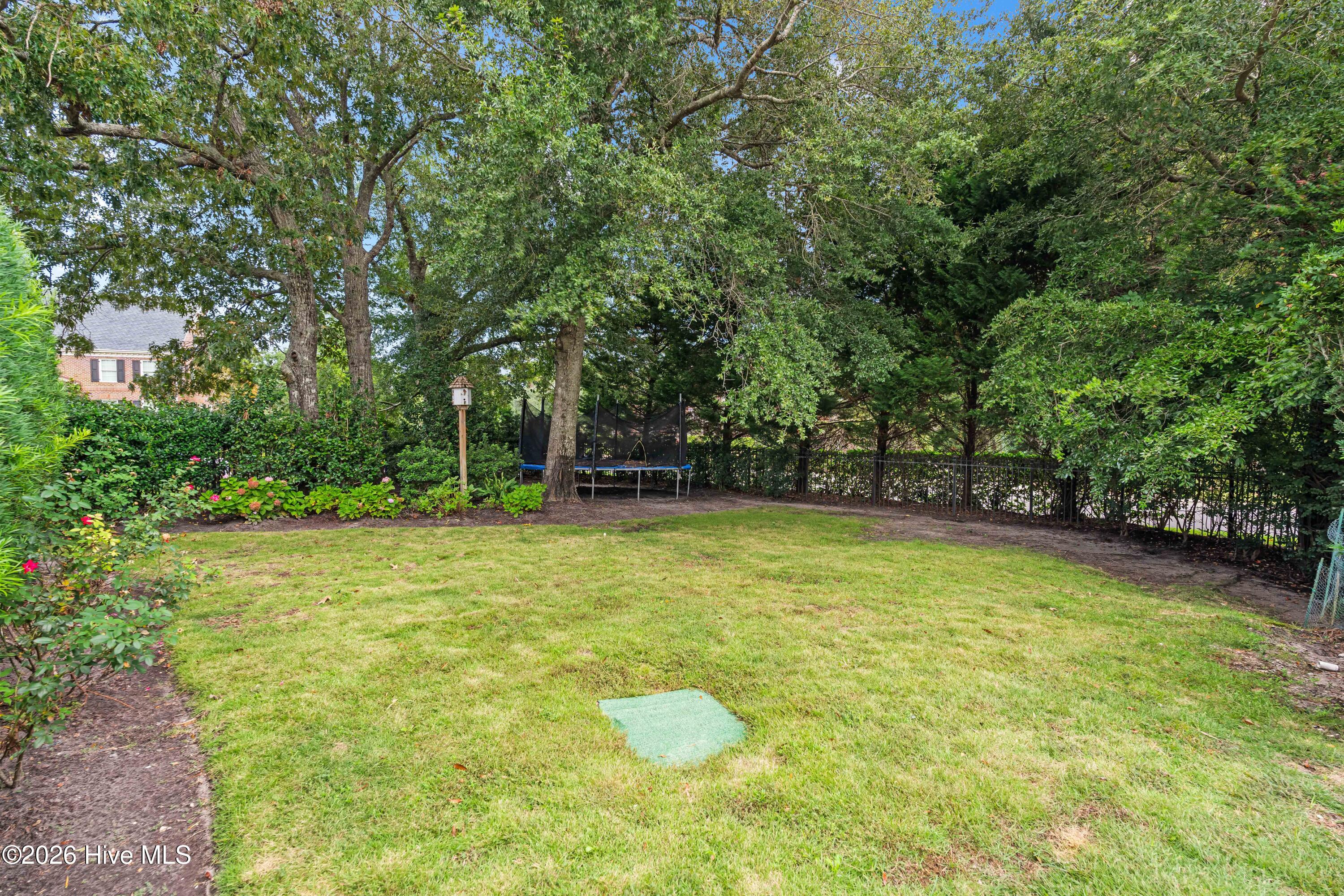 2124 Auburn Lane Property Photo 19