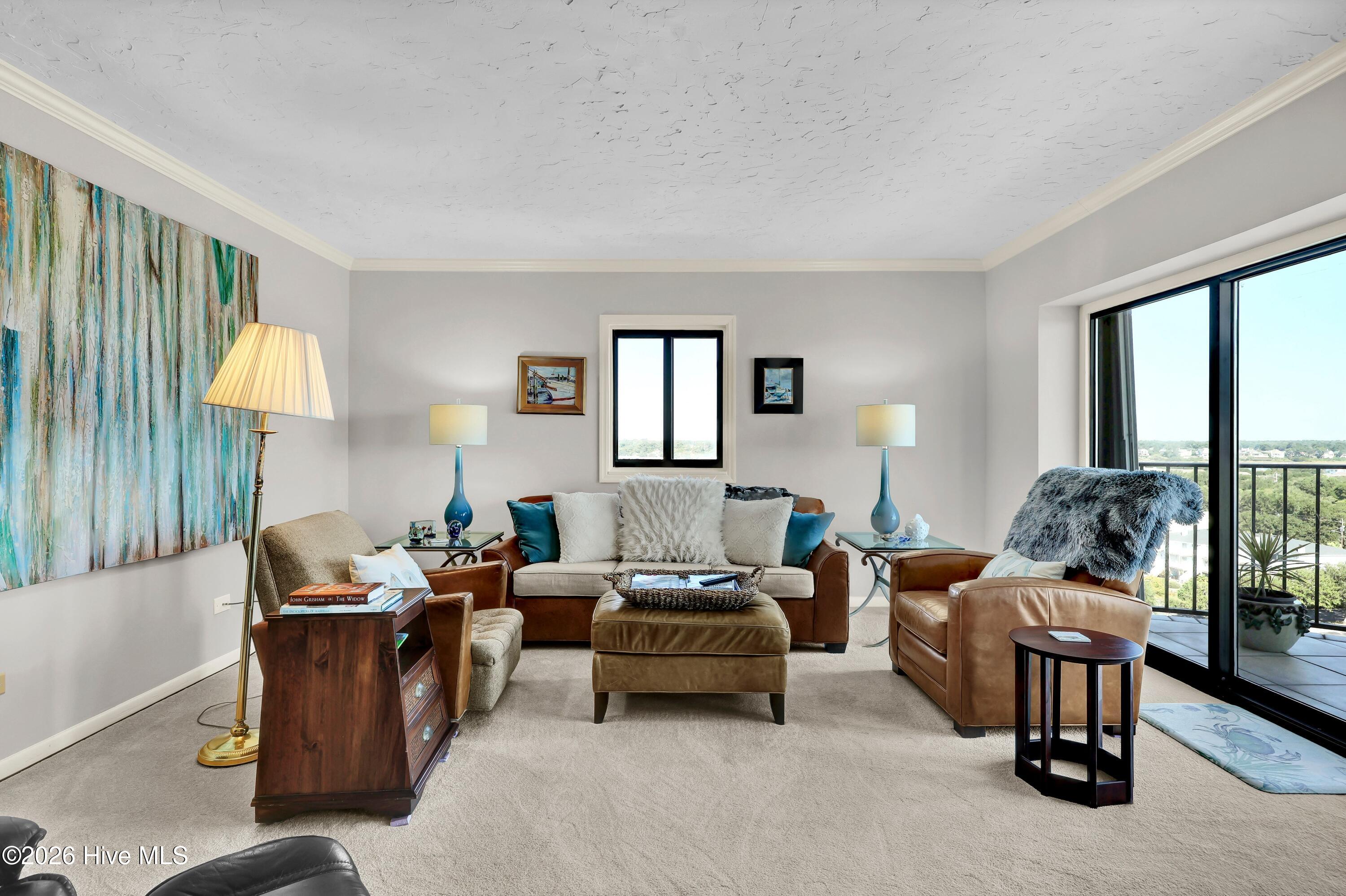 322 Causeway Drive 1101 Property Photo 6