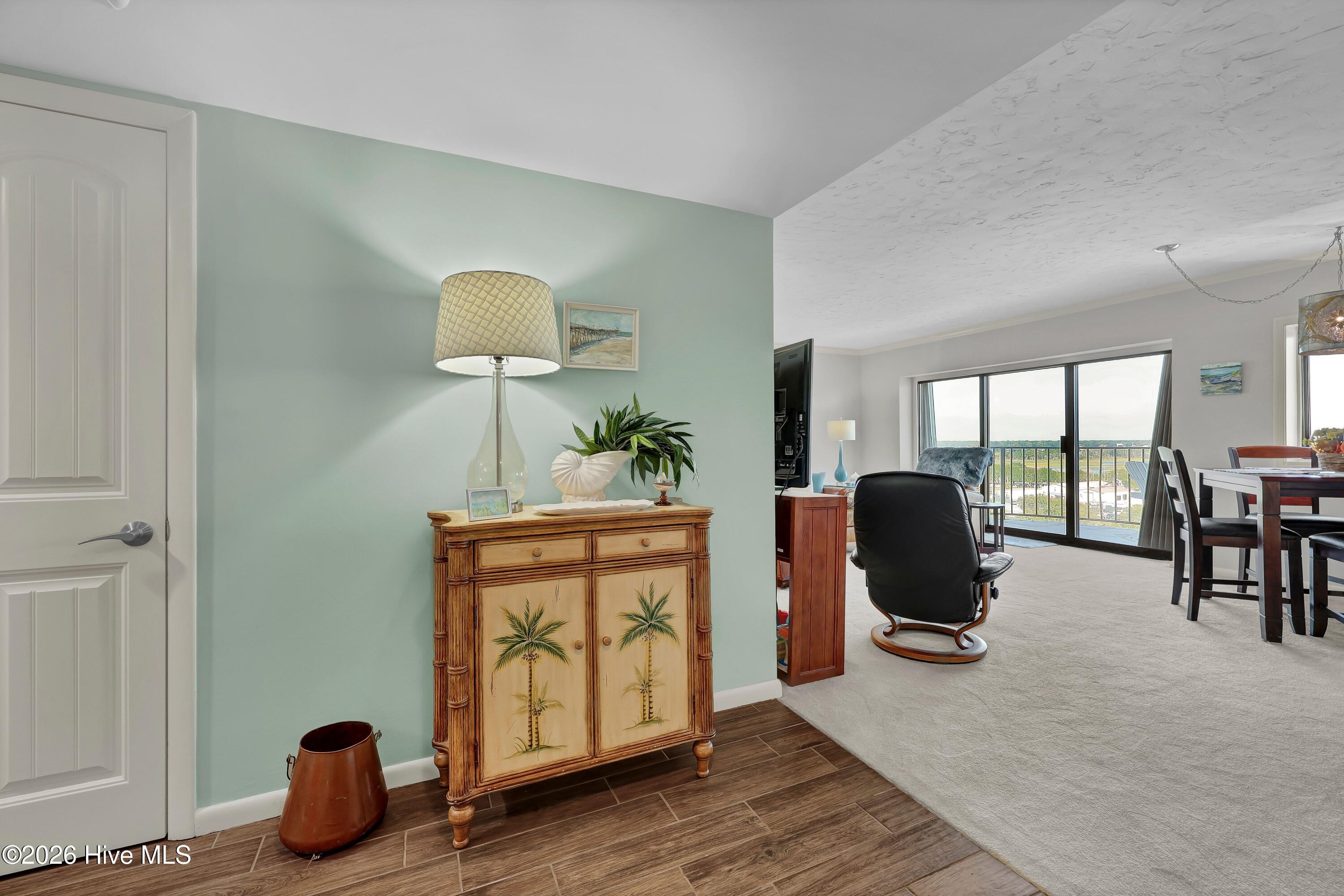 322 Causeway Drive 1101 Property Photo 24