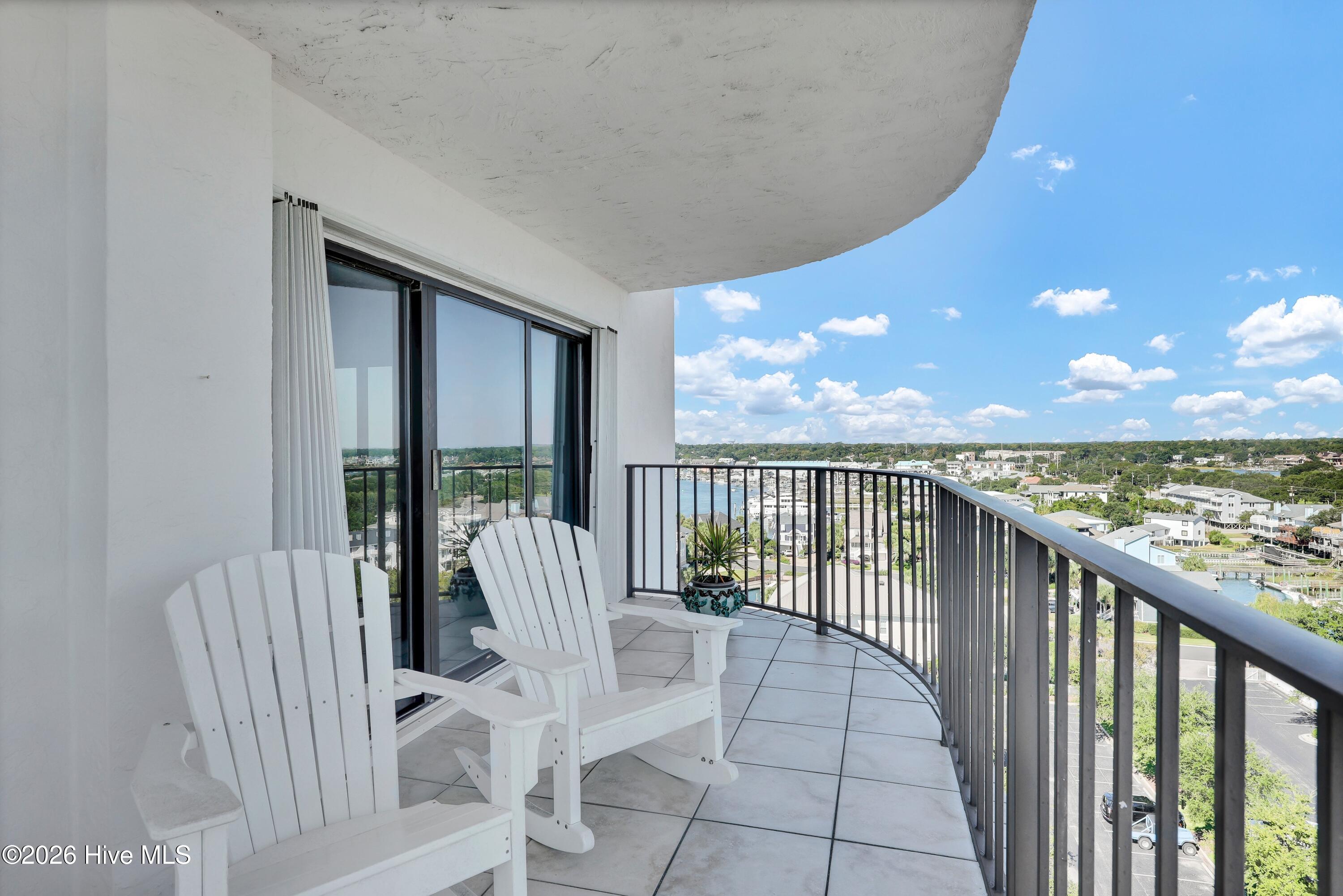 322 Causeway Drive 1101 Property Photo 28