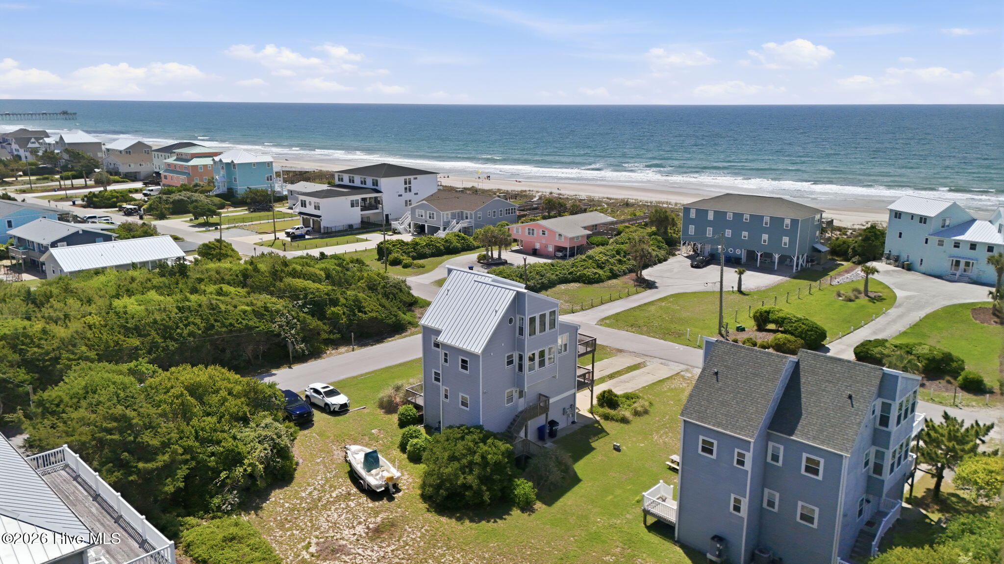 8710 Ocean View Drive W Property Photo 3
