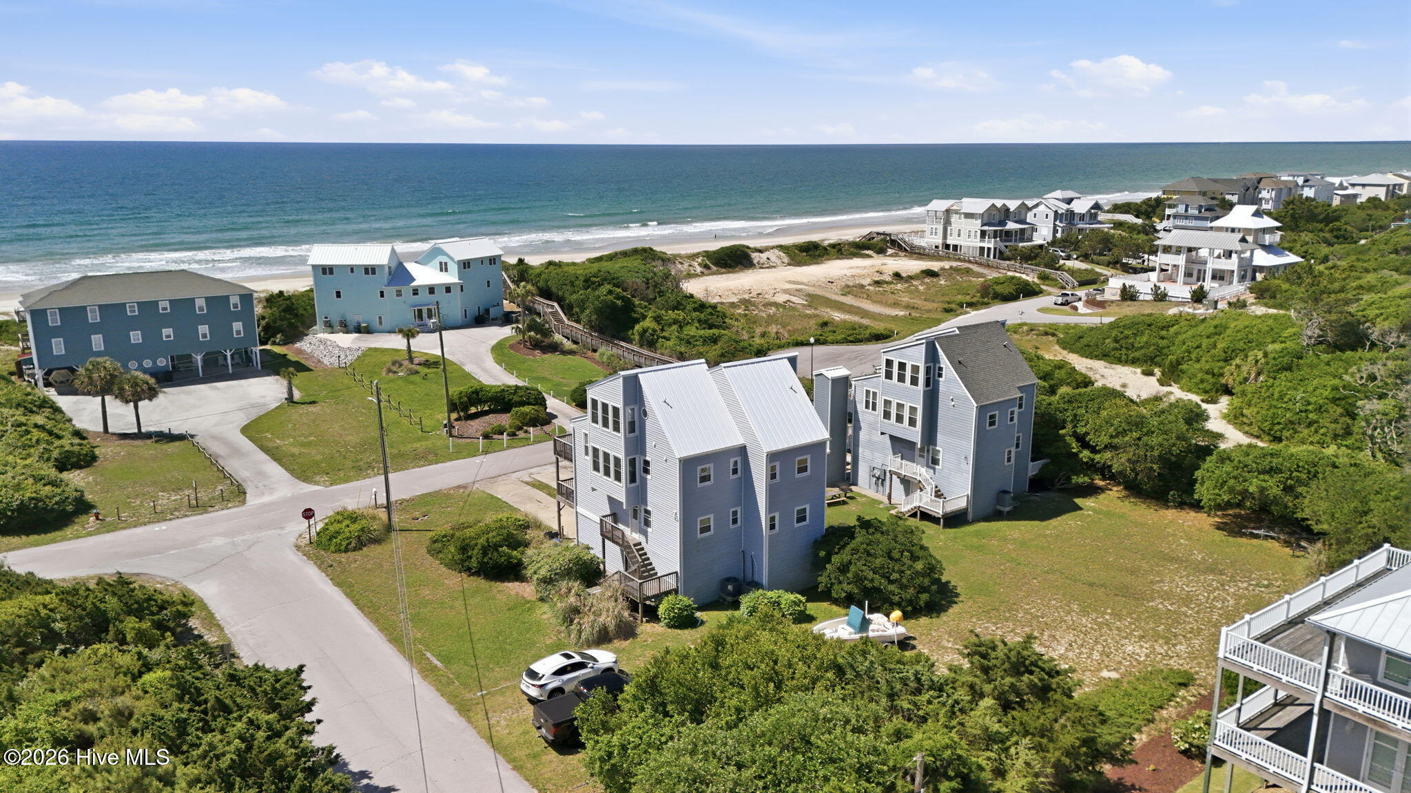 8710 Ocean View Drive W Property Photo 5