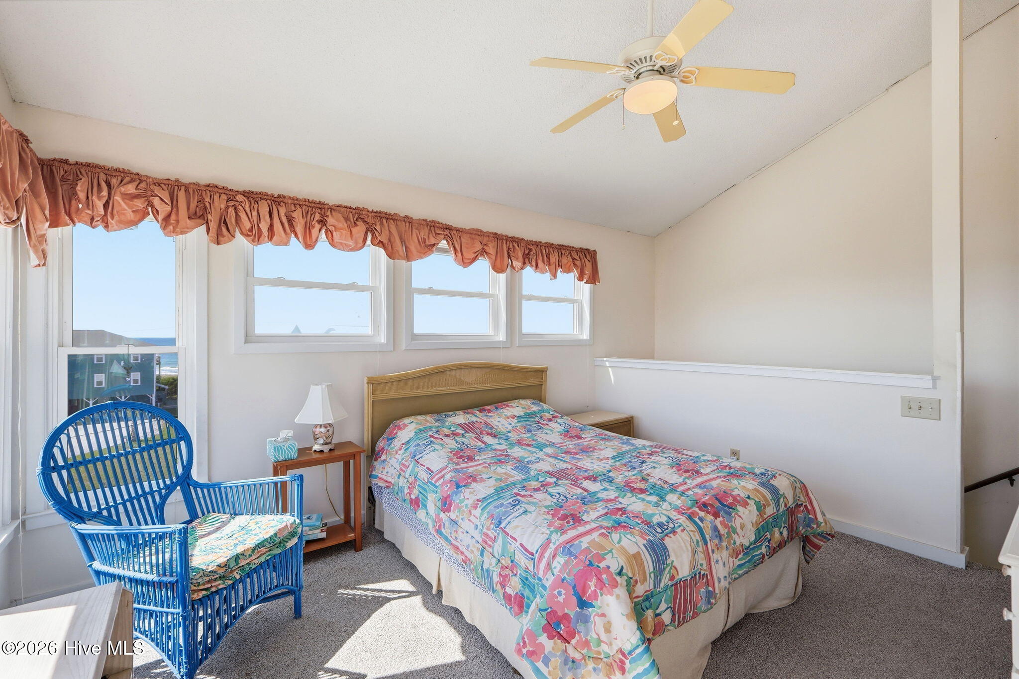 8710 Ocean View Drive W Property Photo 16