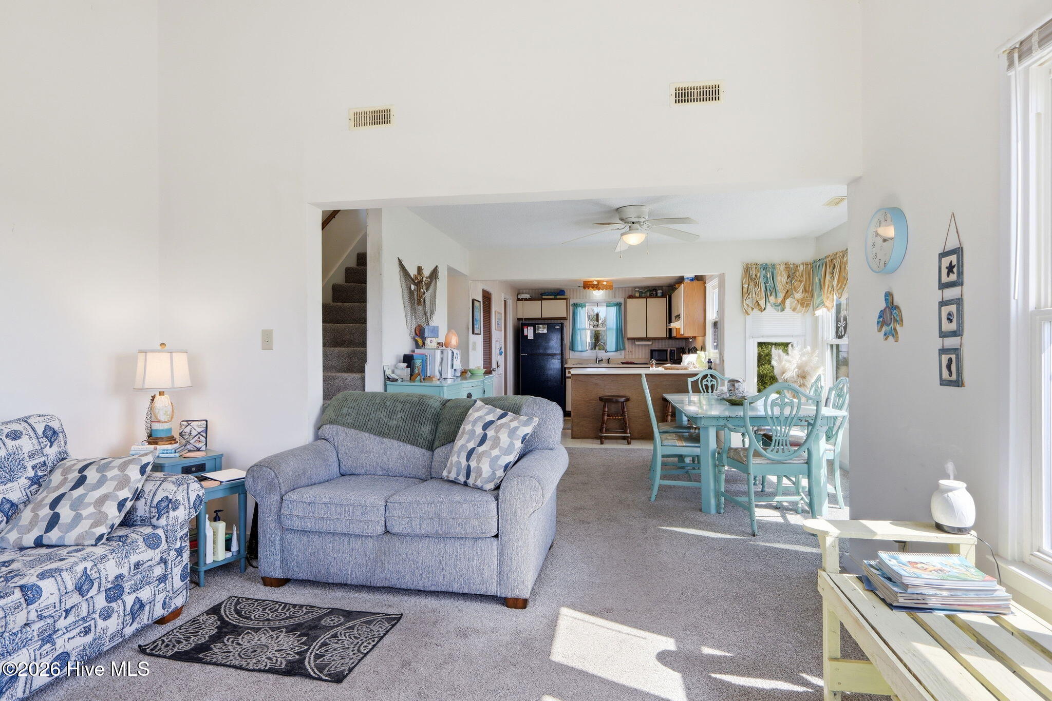 8710 Ocean View Drive W Property Photo 24