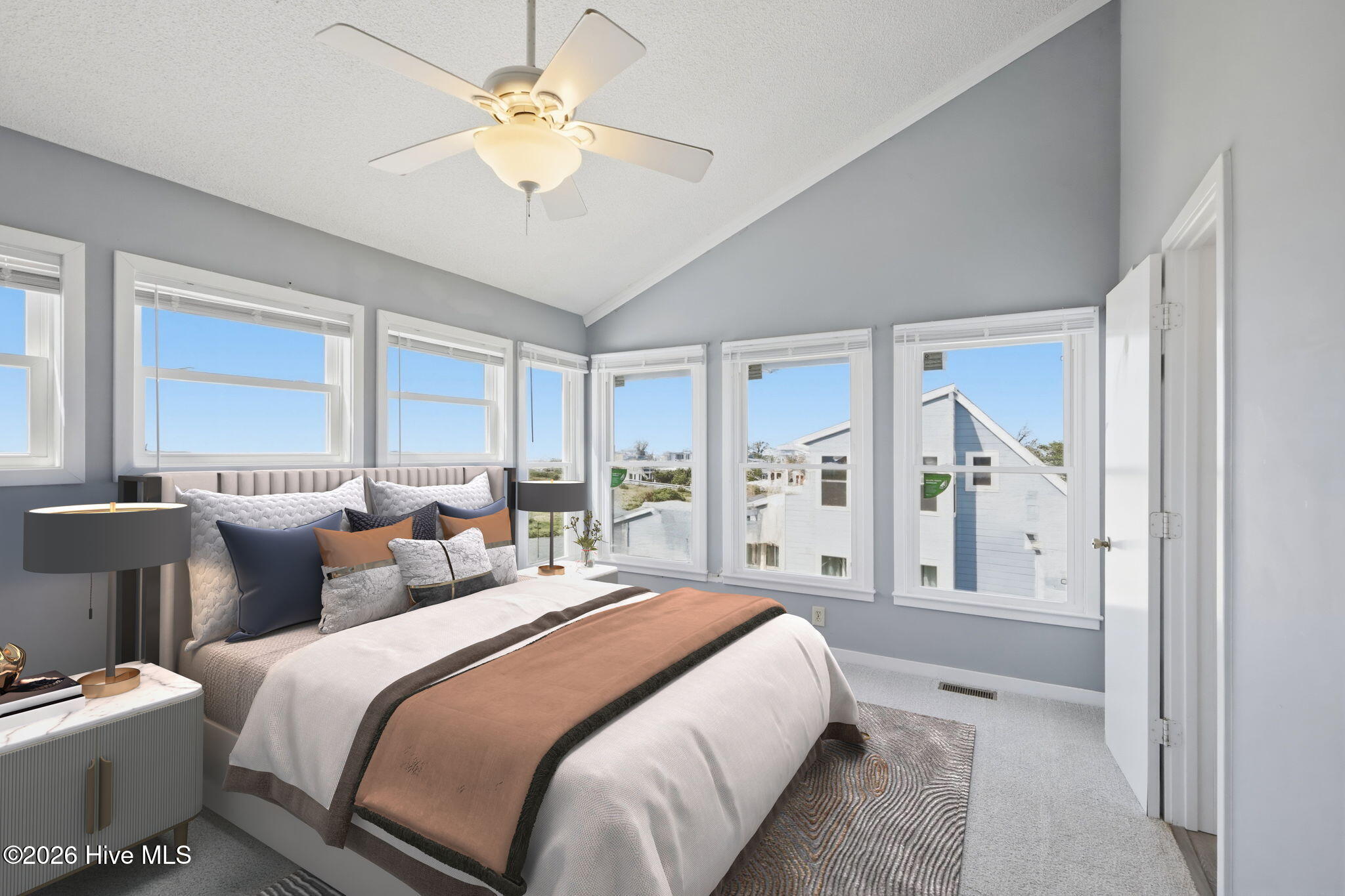 8710 Ocean View Drive W Property Photo 44