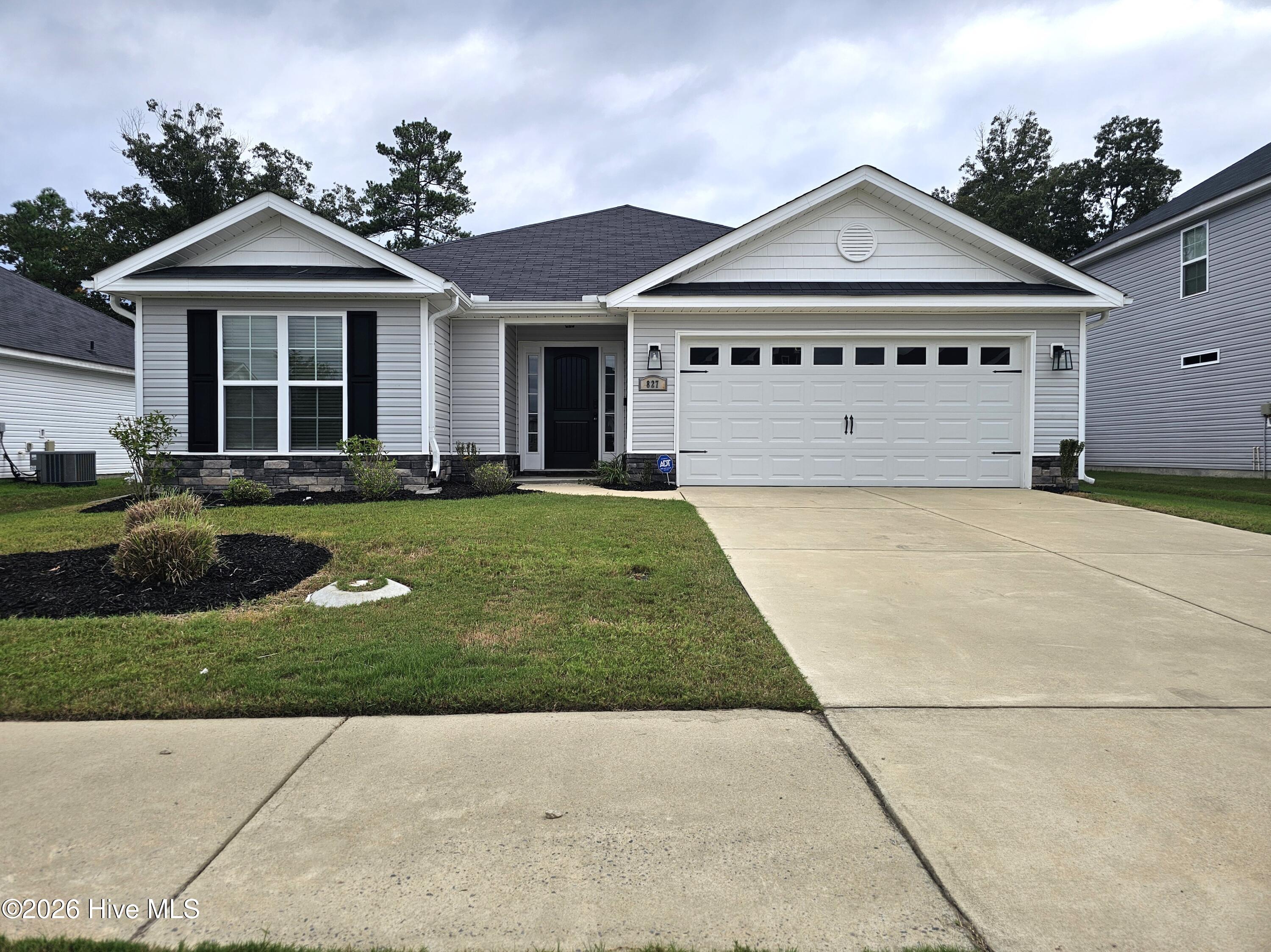 827 Goodale Drive Property Photo 1
