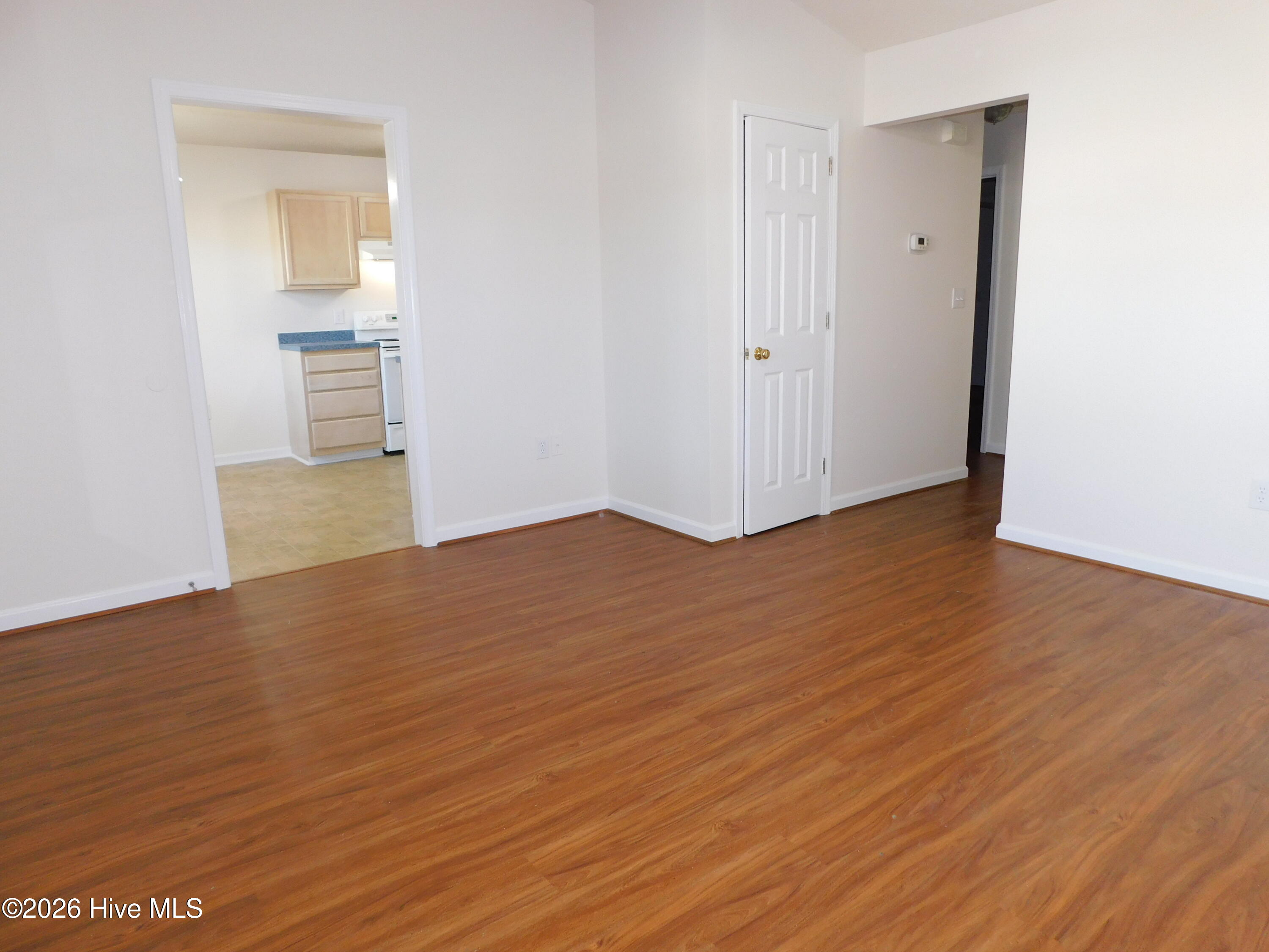 303 Courtyard E 303 Property Photo 5