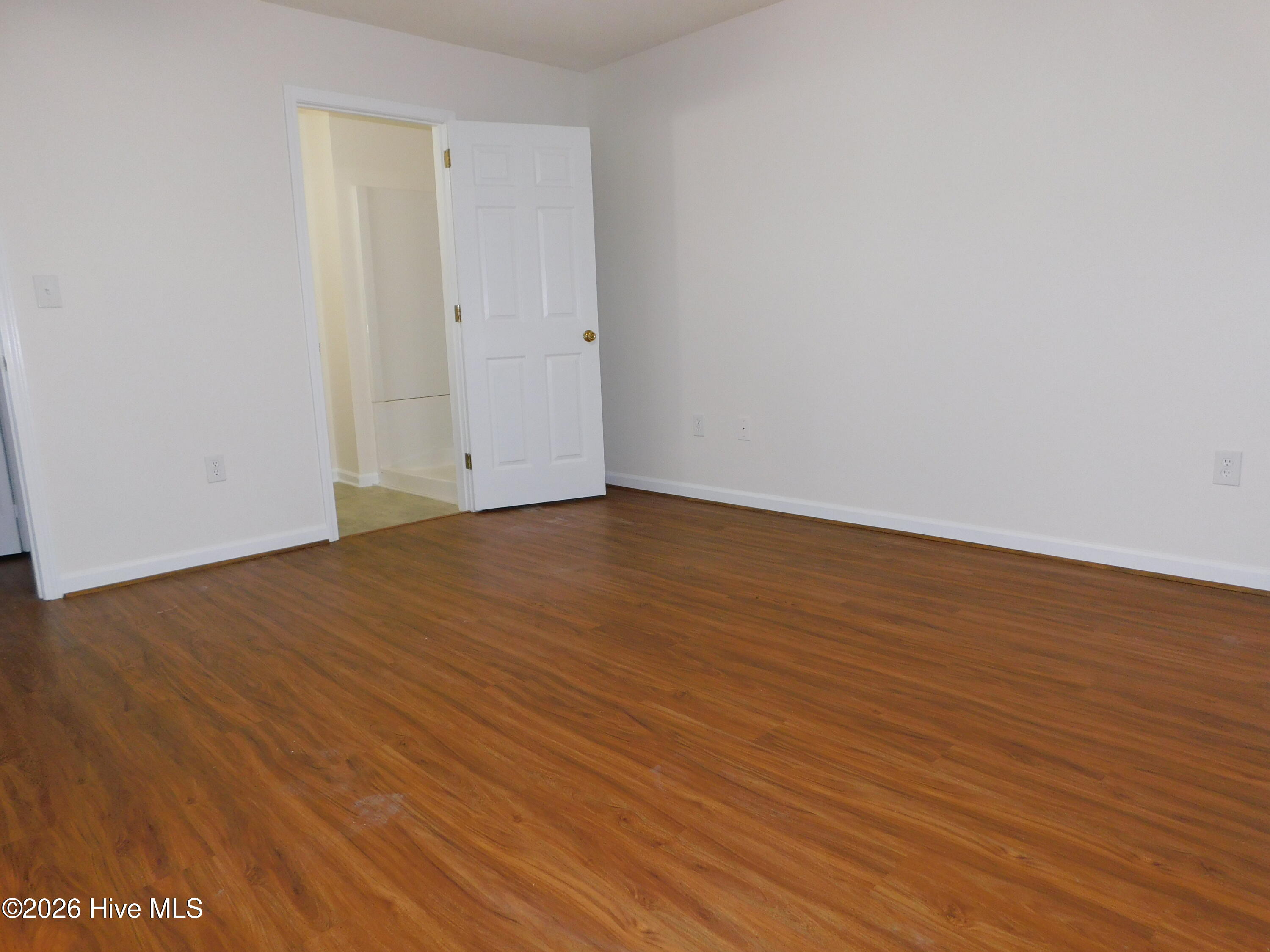 303 Courtyard E 303 Property Photo 16