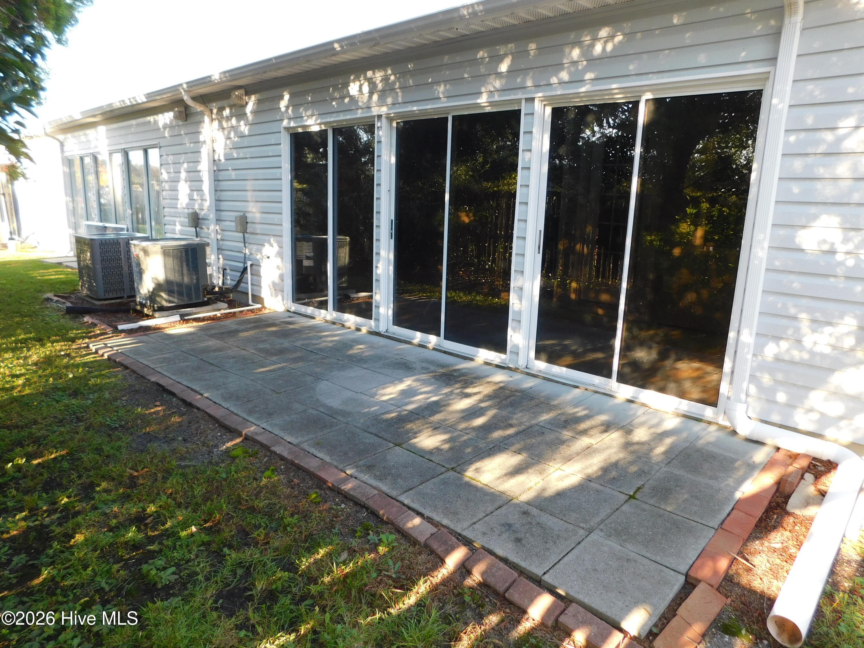 303 Courtyard E 303 Property Photo 21