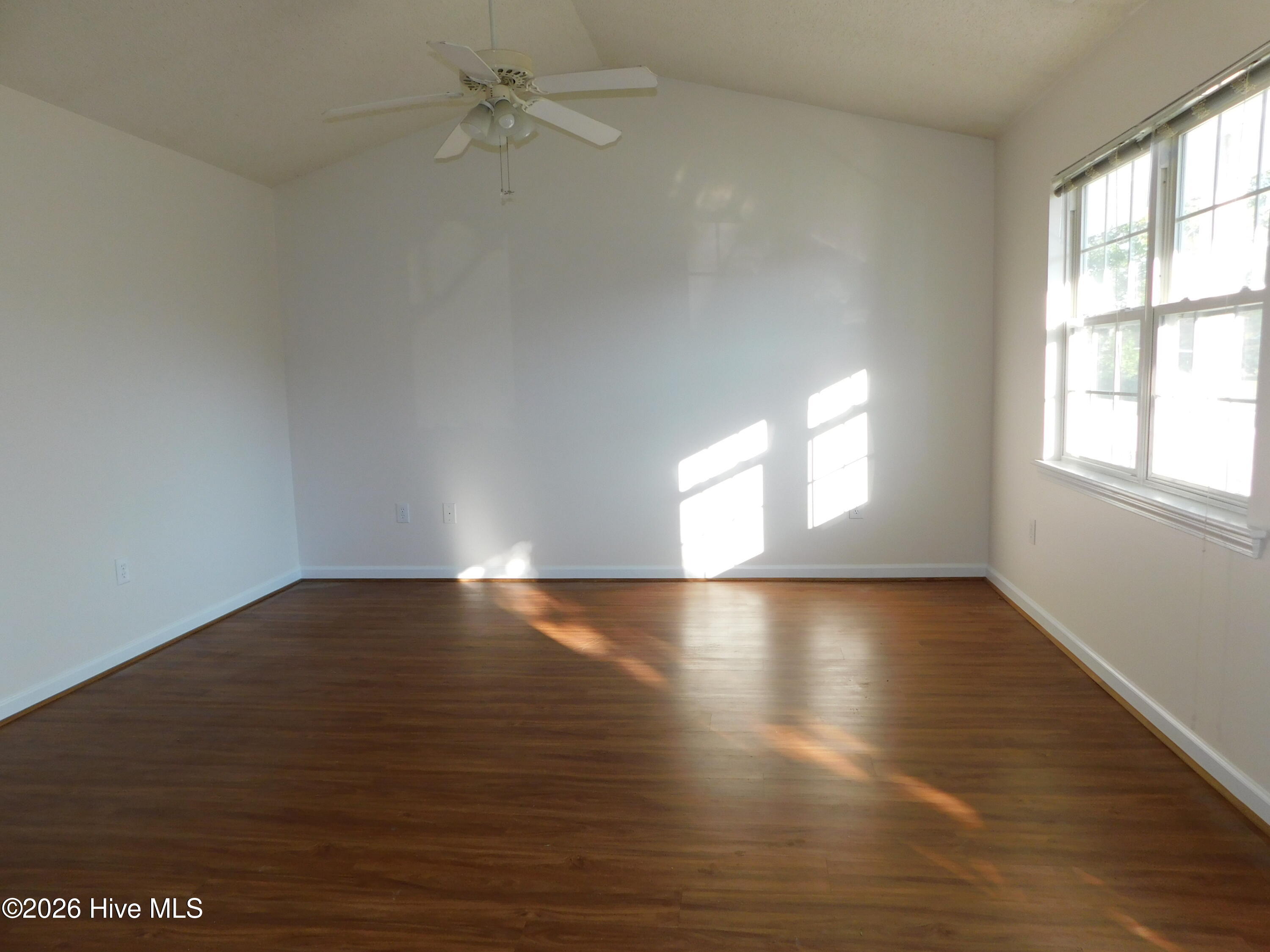 303 Courtyard E 303 Property Photo 25