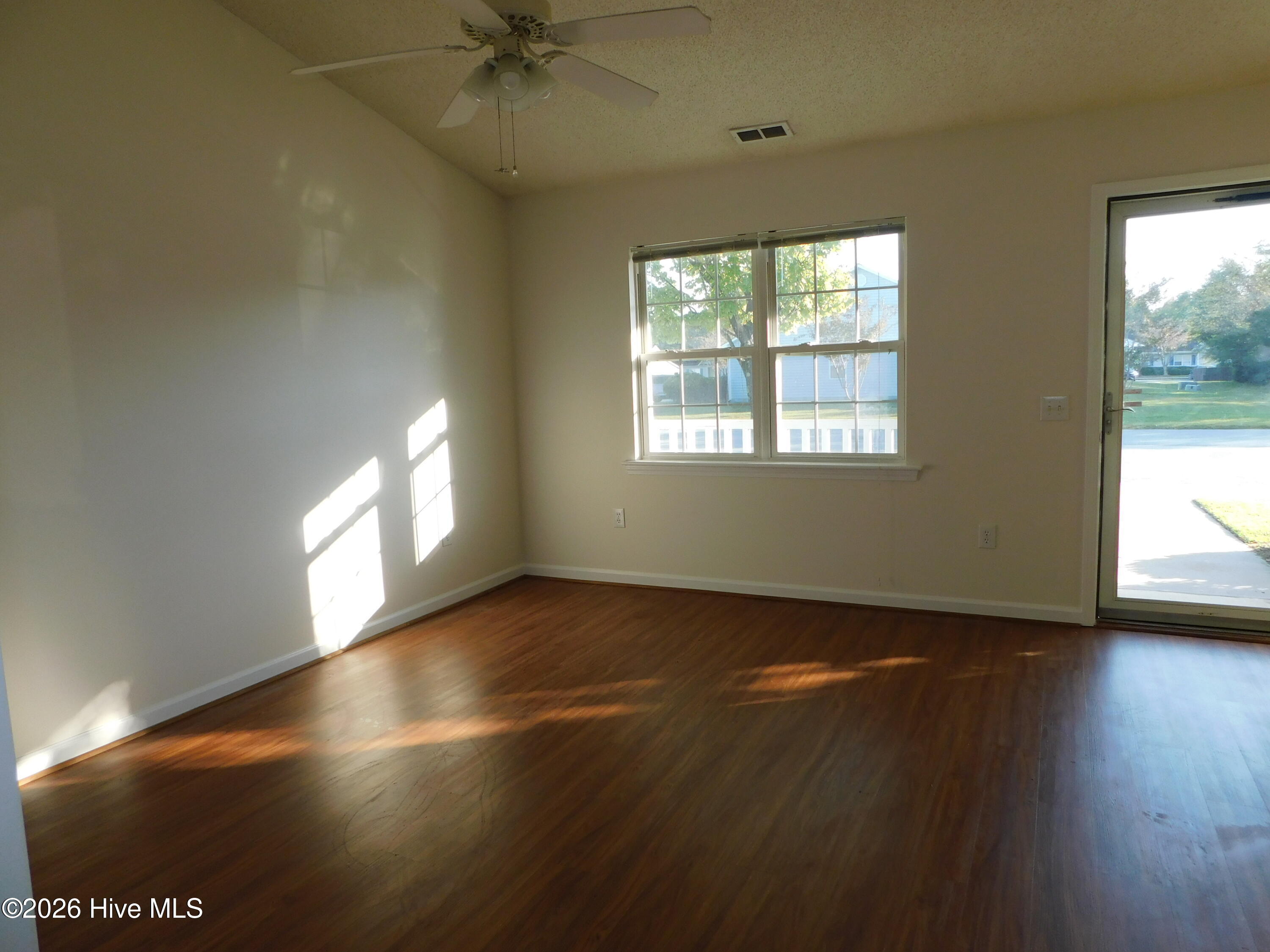 303 Courtyard E 303 Property Photo 26