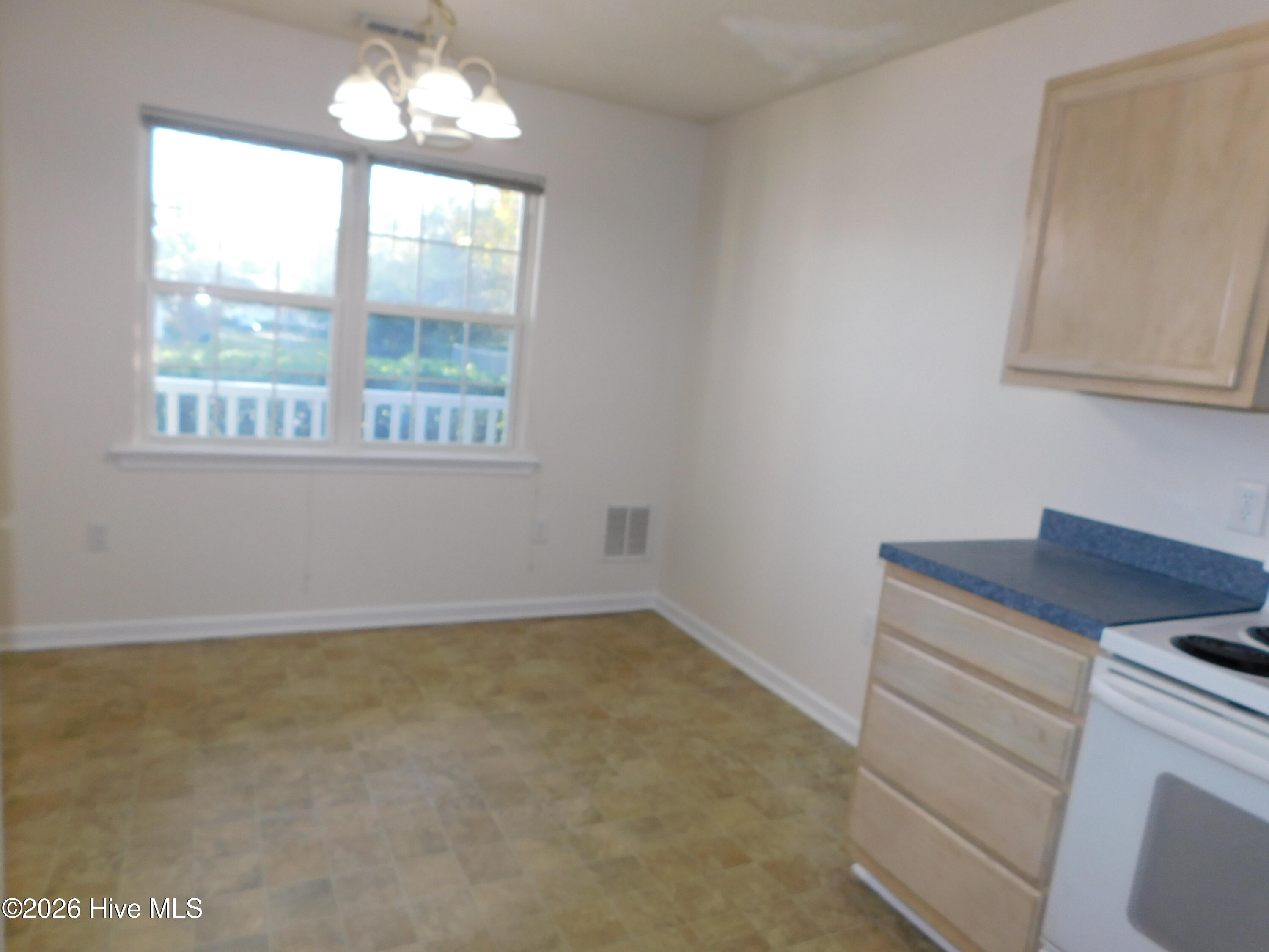 303 Courtyard E 303 Property Photo 29