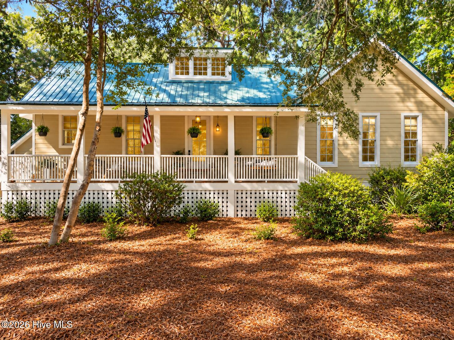 679 Carolina Bay Court Property Photo 2