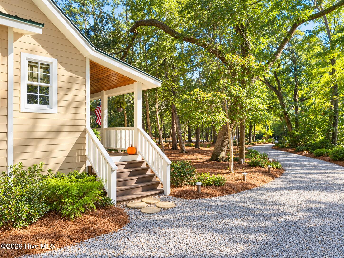 679 Carolina Bay Court Property Photo 4