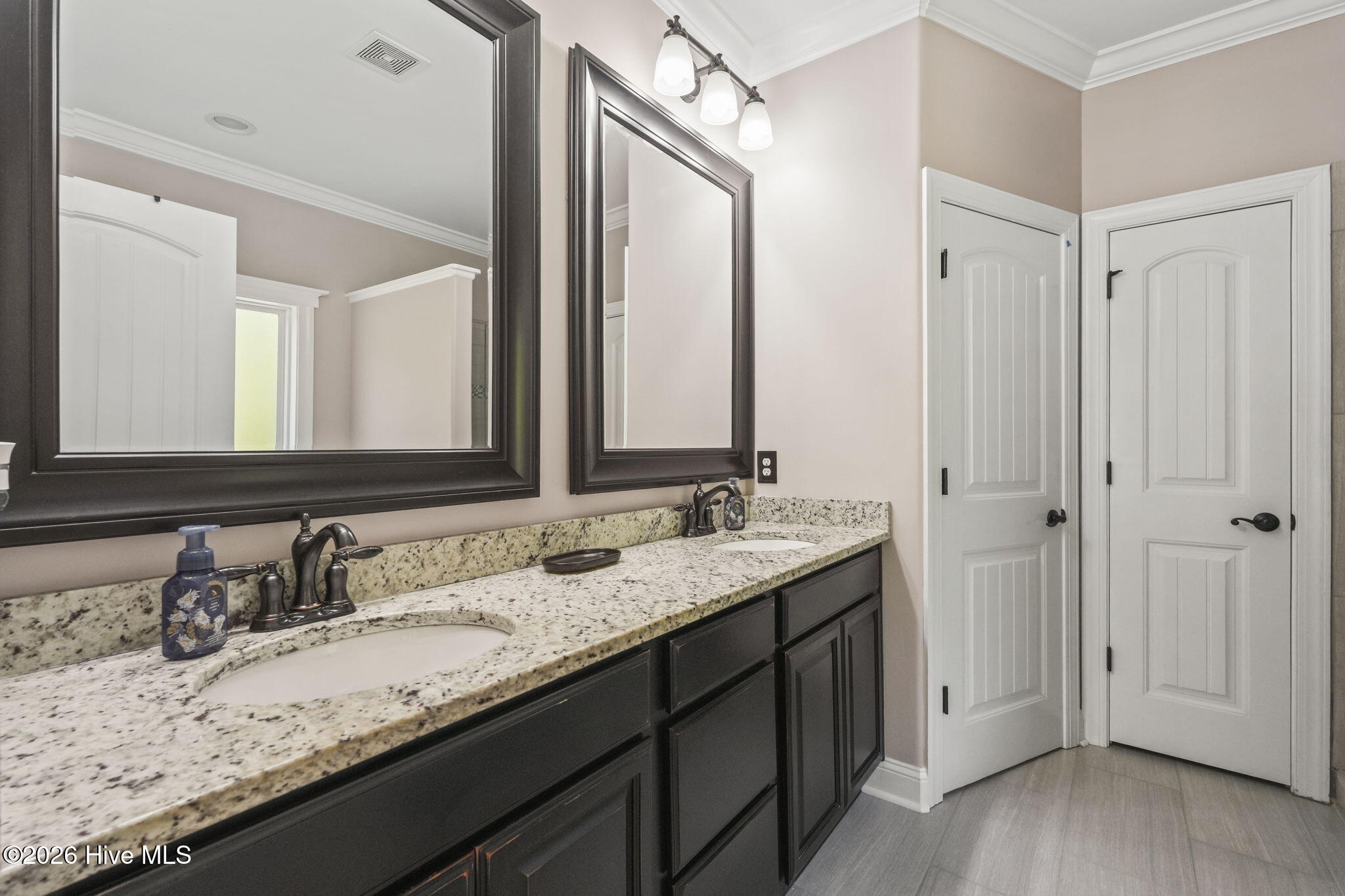 749 Pickering Drive Nw Property Photo 31