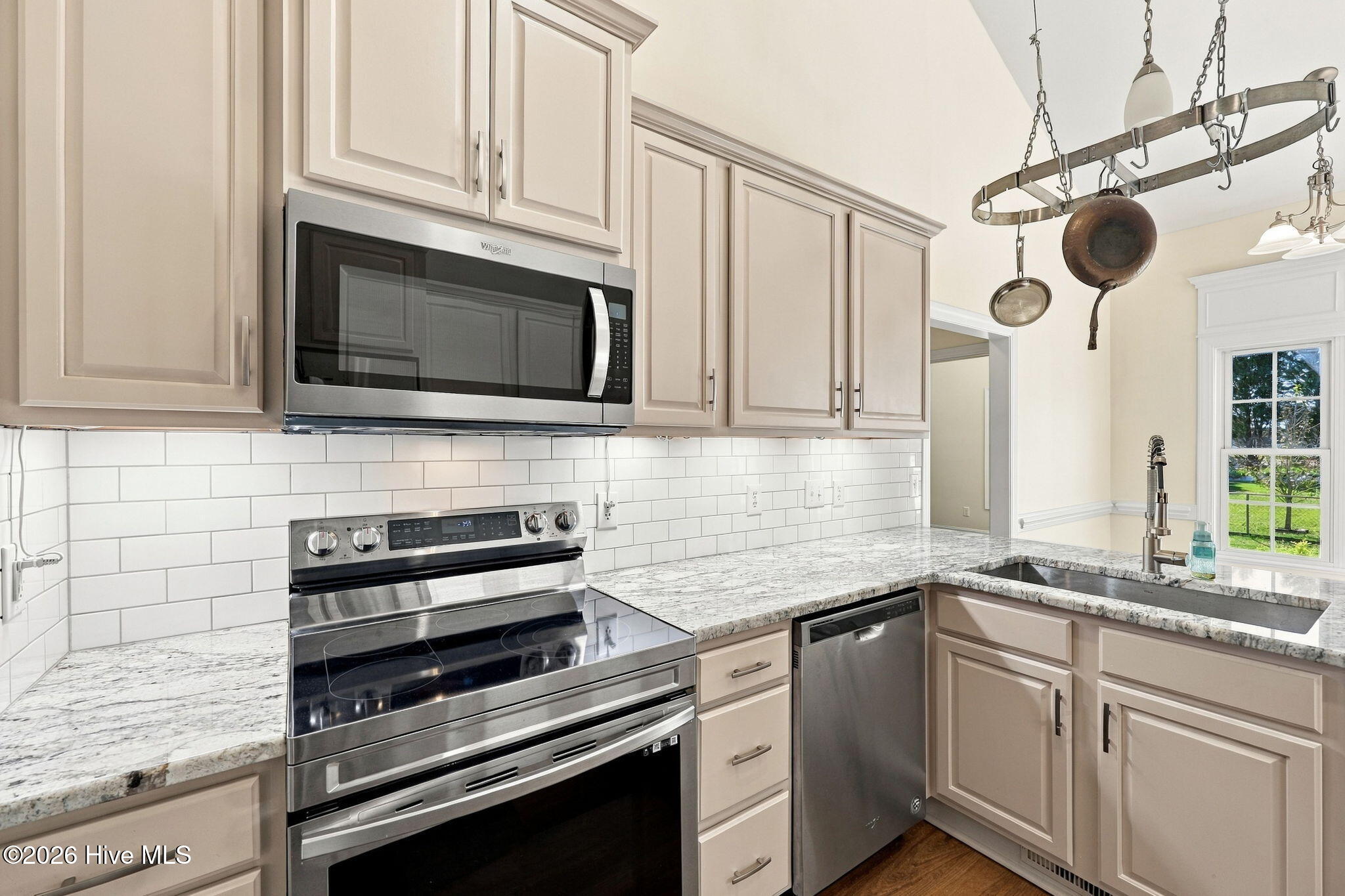 1112 Porters Ridge Drive Property Photo 22