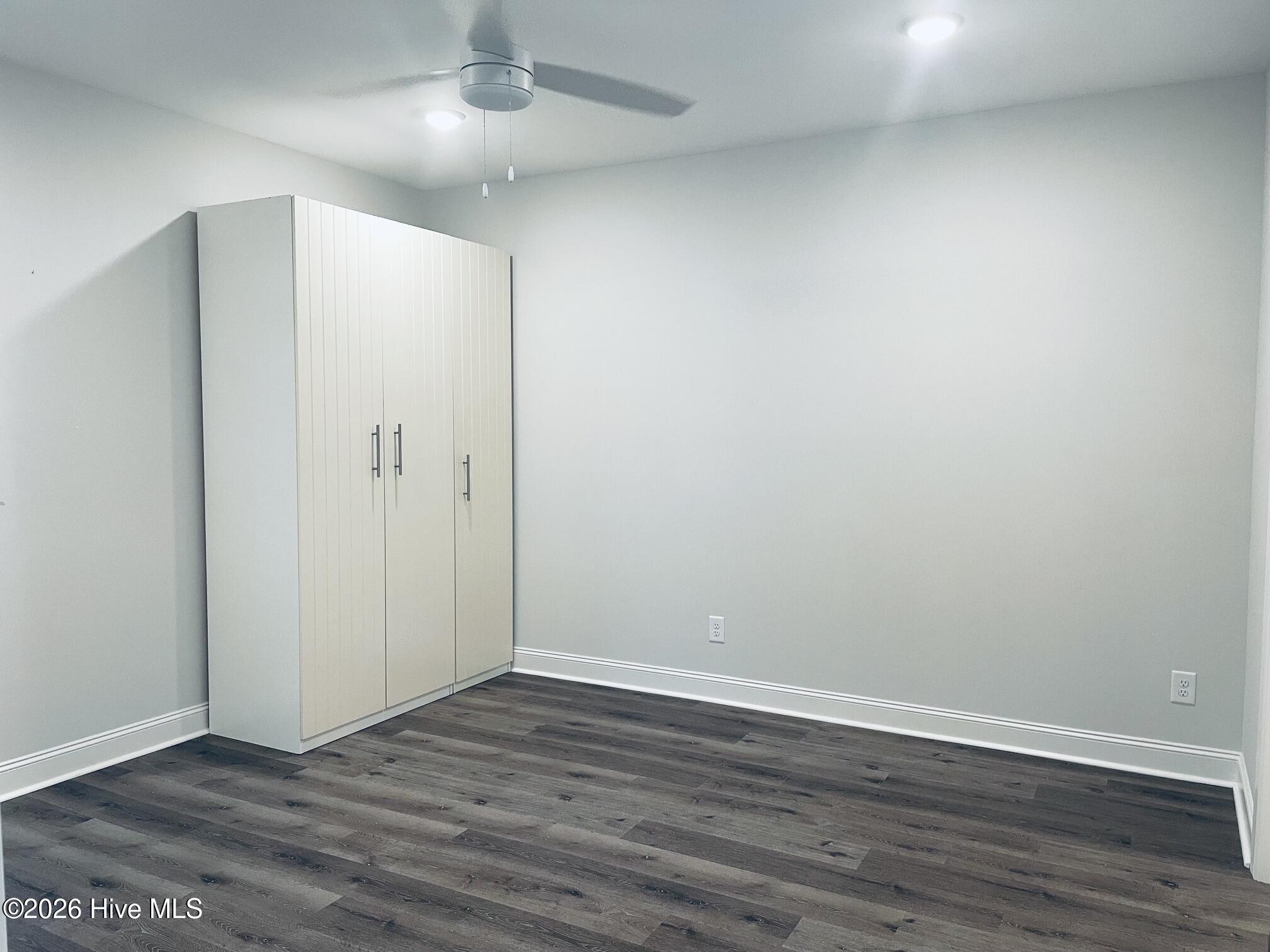 2124 Dartford Drive A Property Photo 9