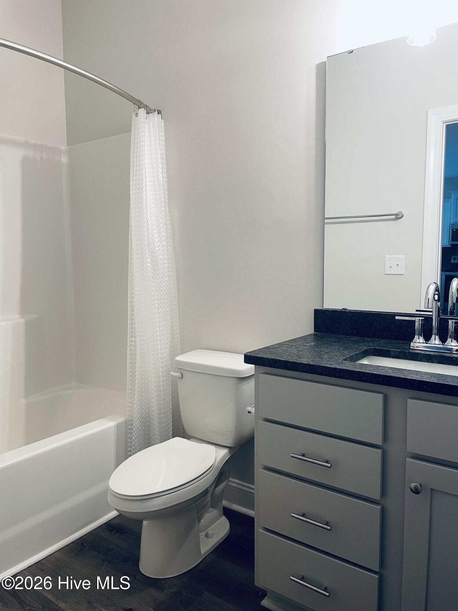 2124 Dartford Drive A Property Photo 17