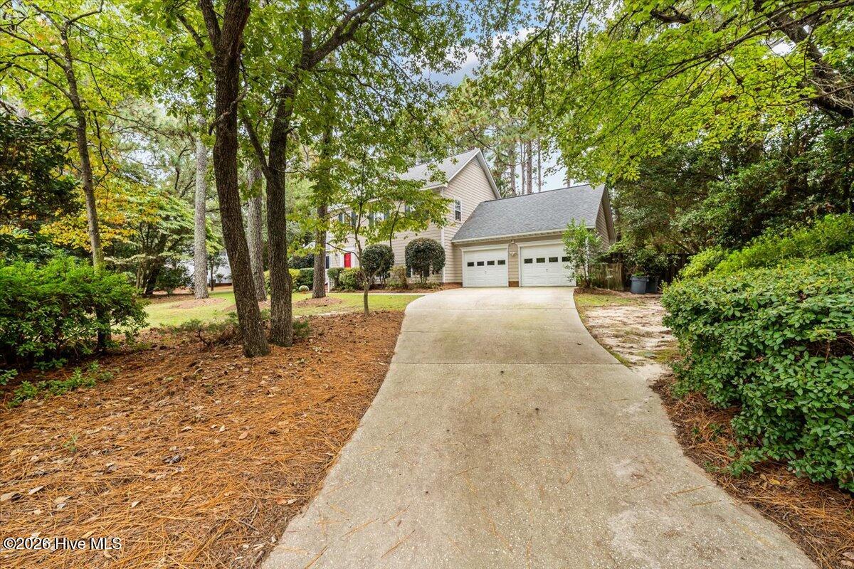 401 Summerlea Drive Property Photo 2