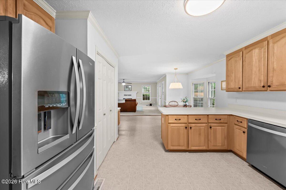 401 Summerlea Drive Property Photo 15