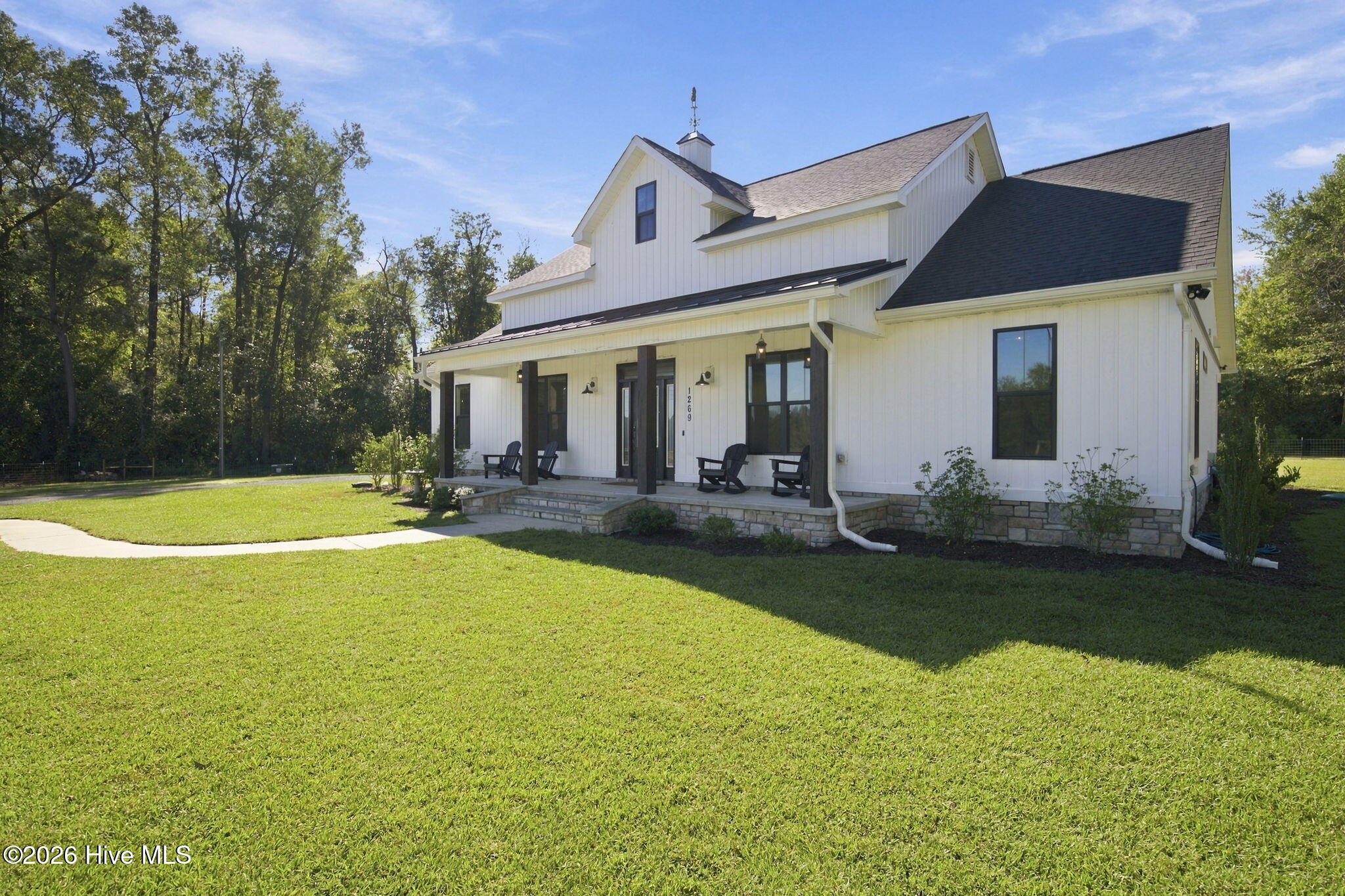 1269 Deep Bottom Road Property Photo 3