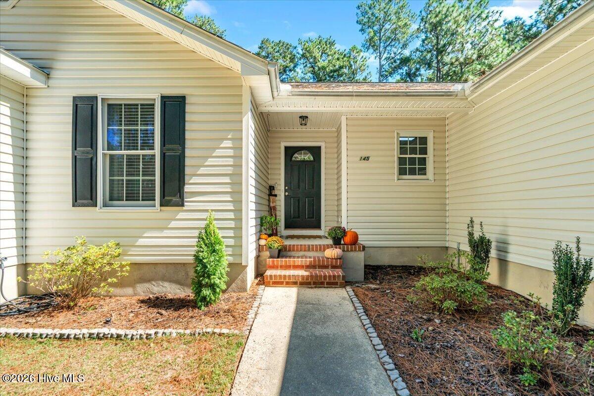 145 Laurel Oak Lane Property Photo 2