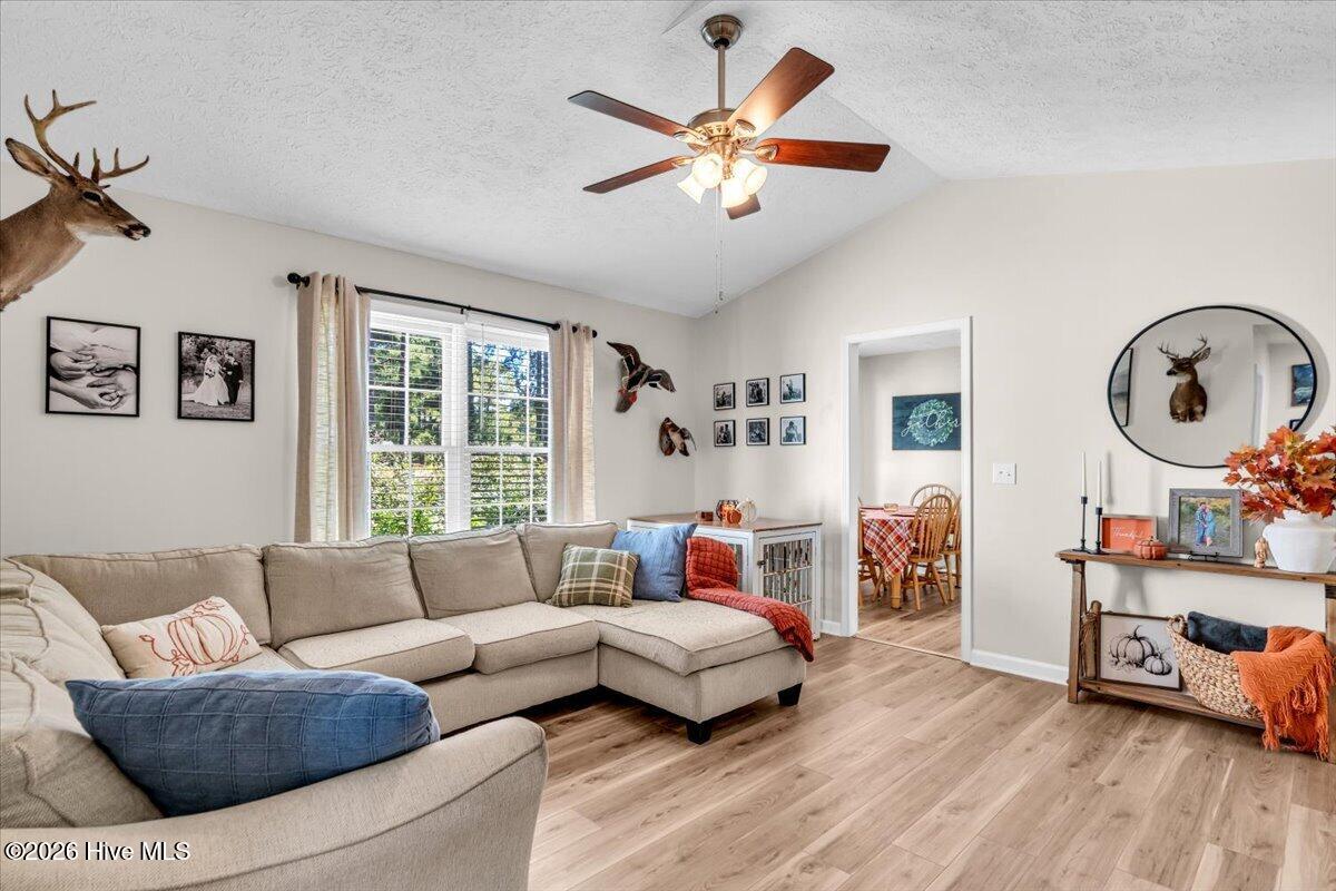 145 Laurel Oak Lane Property Photo 4