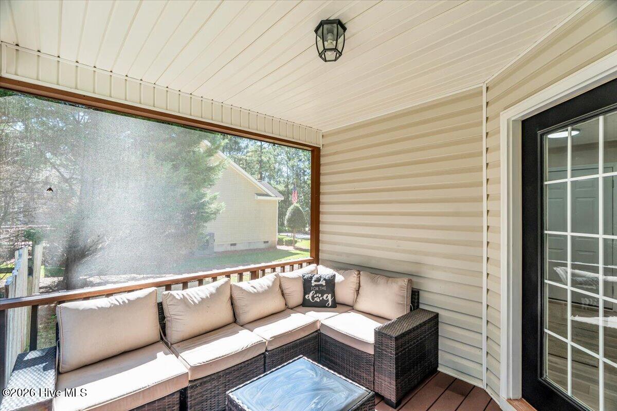 145 Laurel Oak Lane Property Photo 18
