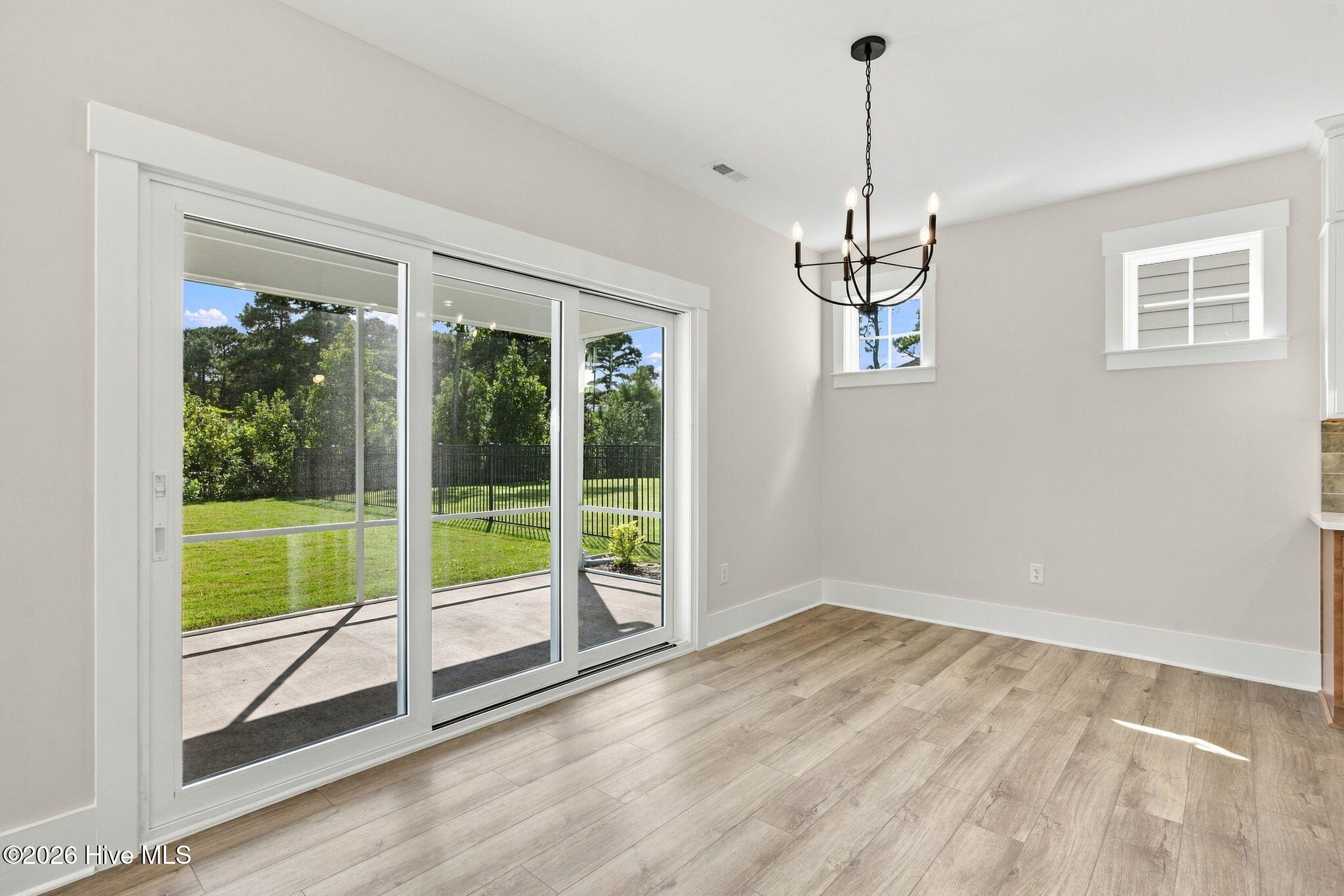 1016 Fawn Valley Way Property Photo 15