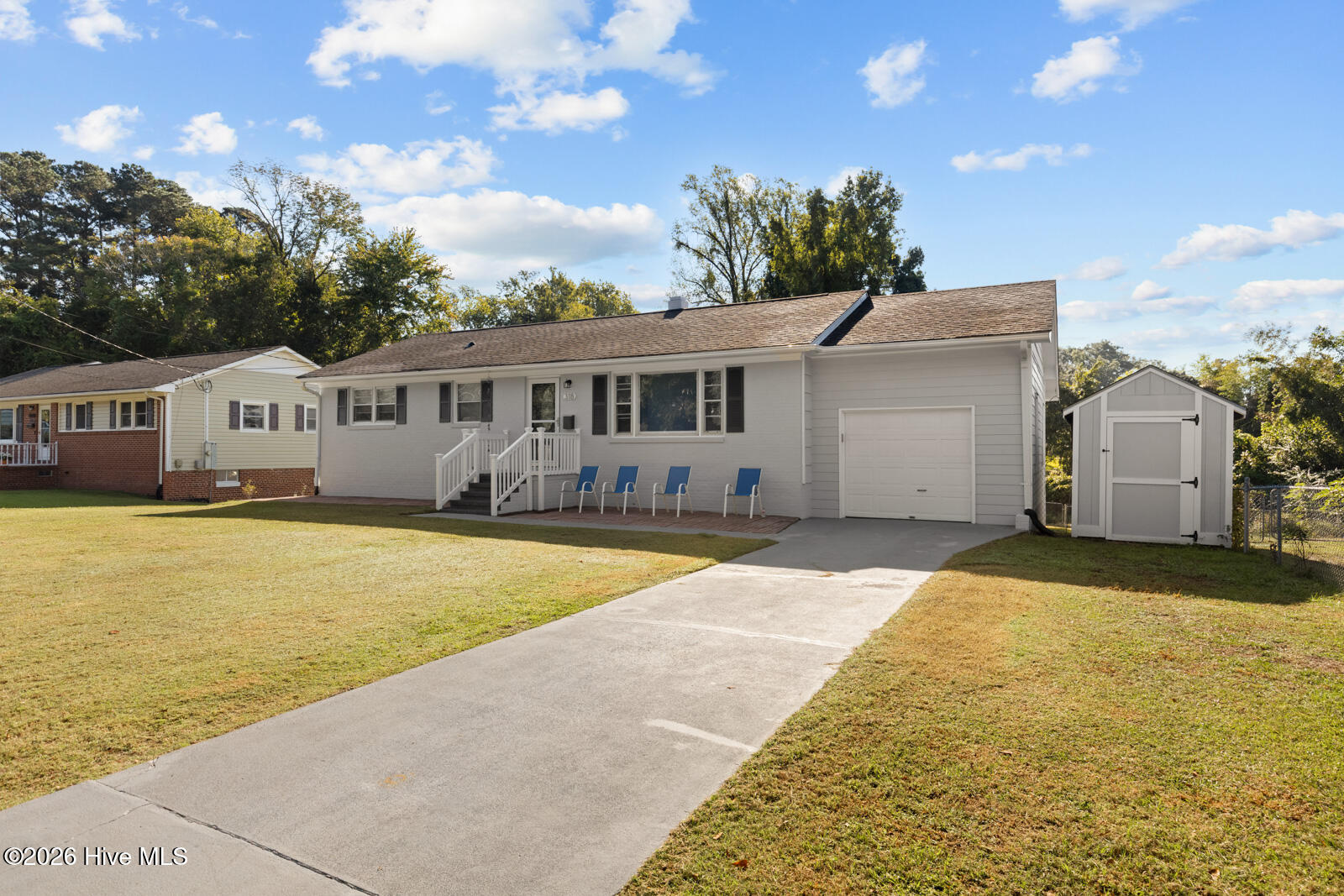 318 White Oak Street Property Photo 4