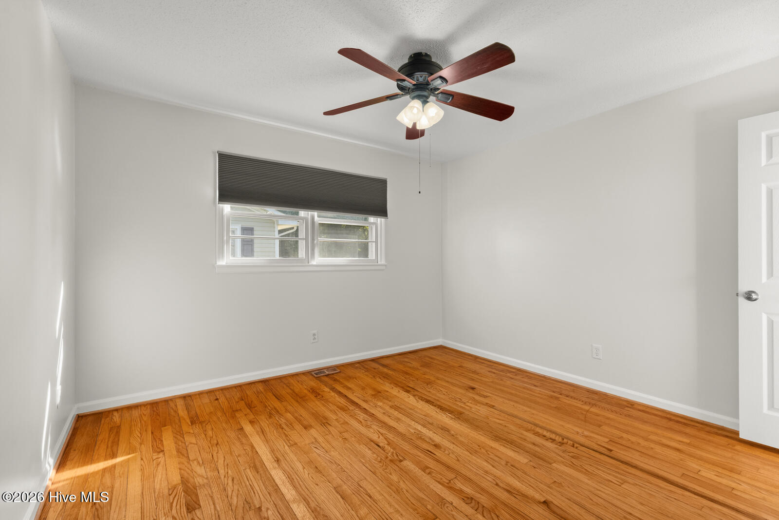 318 White Oak Street Property Photo 19