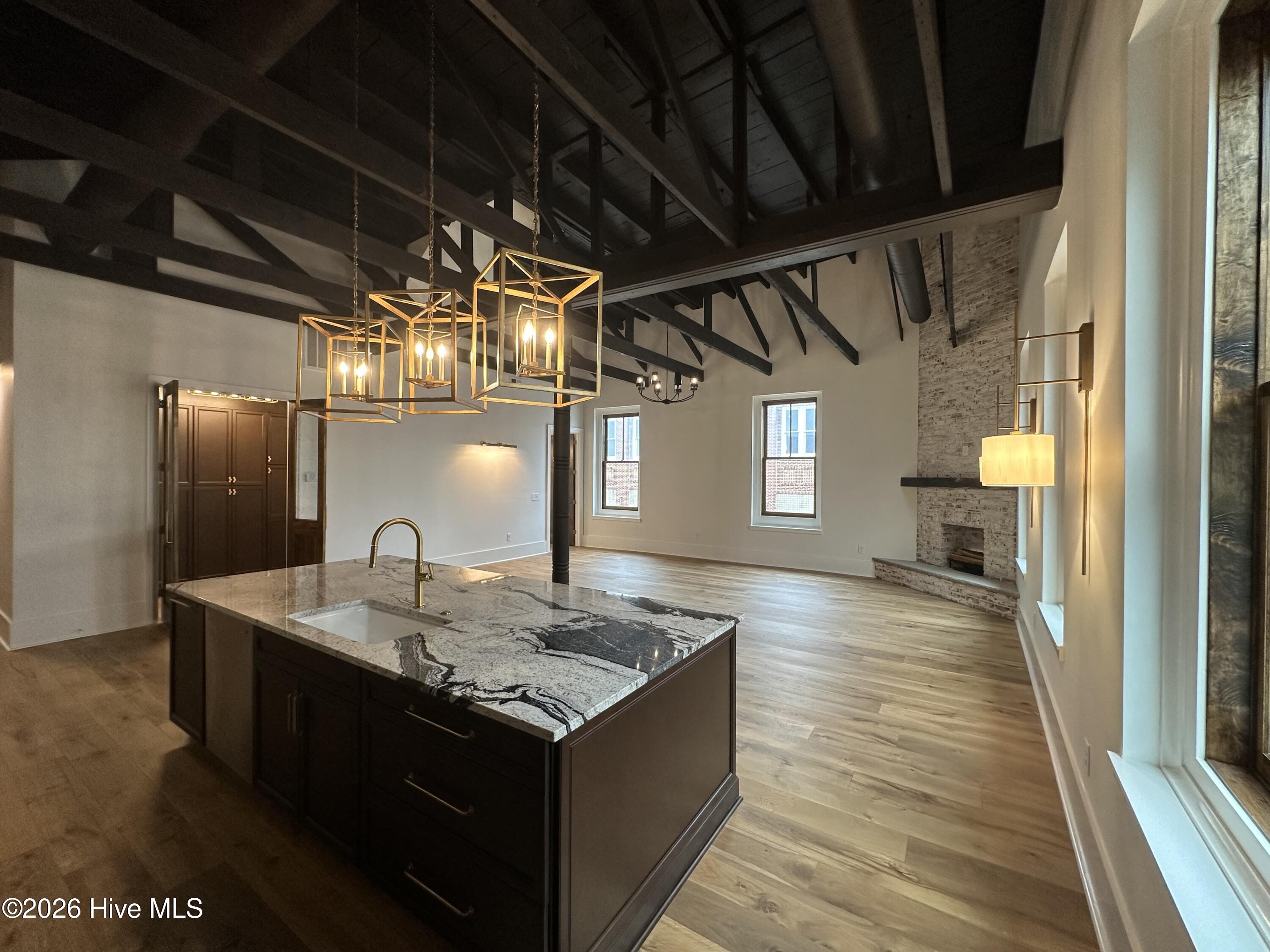 400 Evans Street Property Photo 4