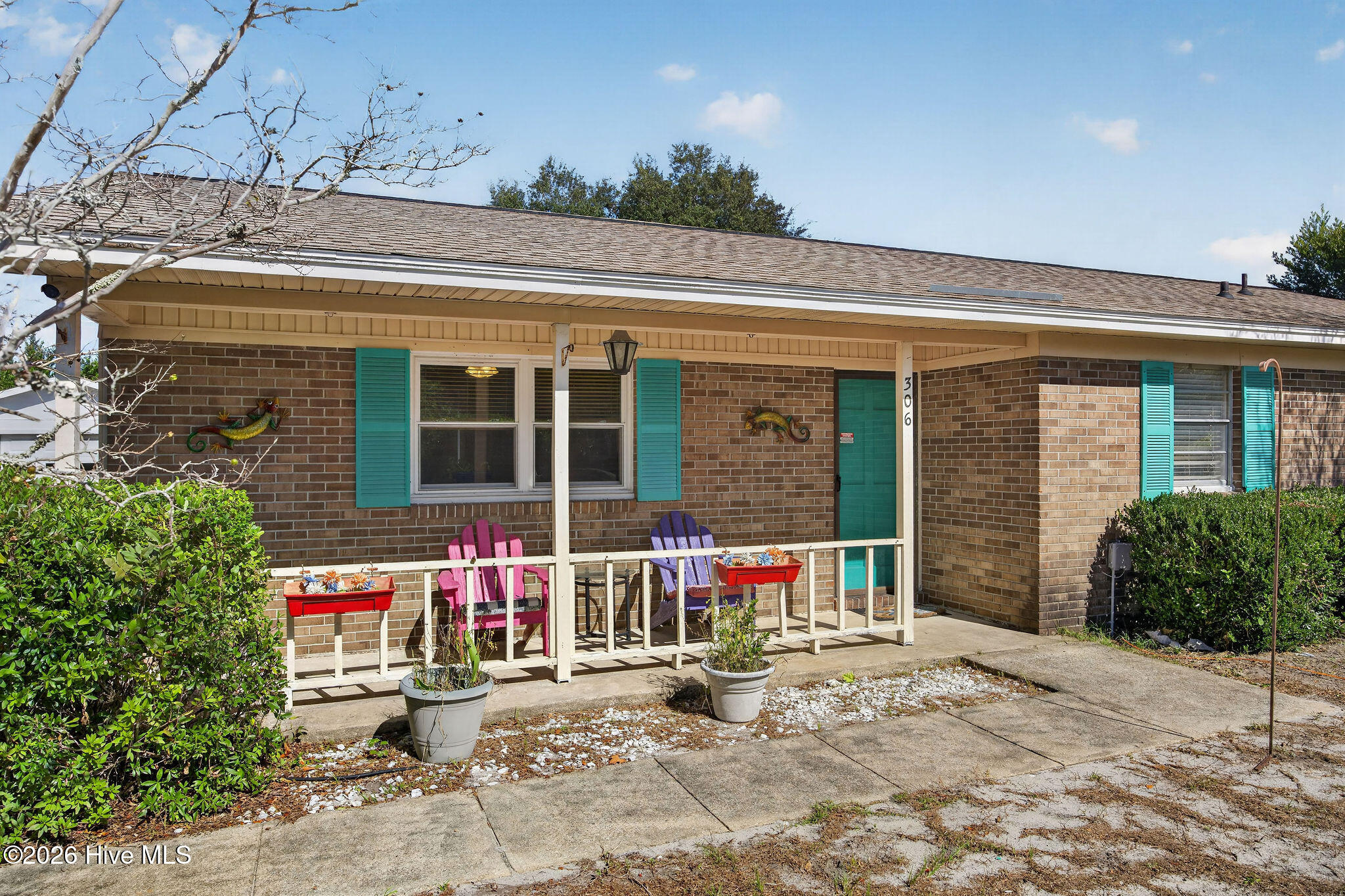 306 Ventura Drive Property Photo 3