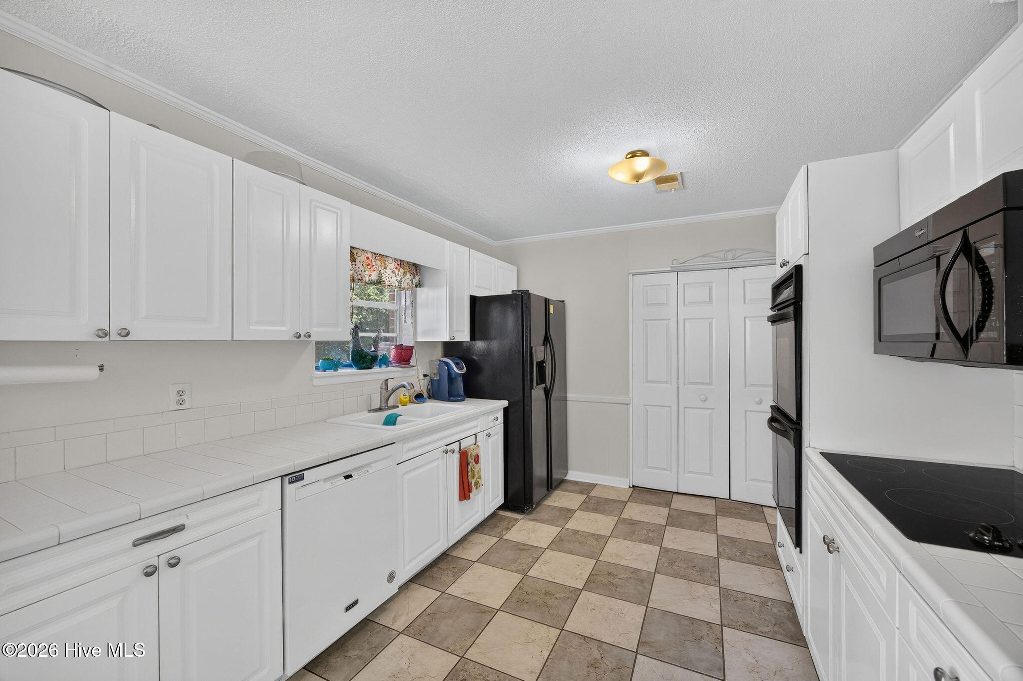 306 Ventura Drive Property Photo 8