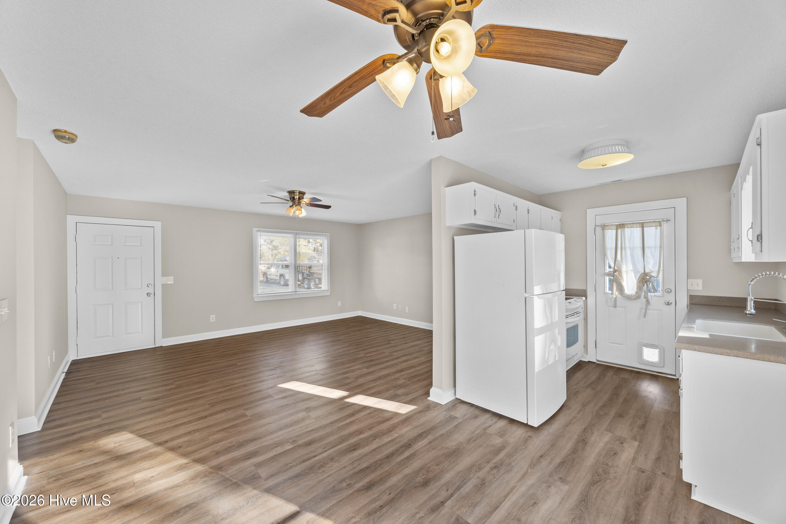 415 Horn Road Property Photo 8