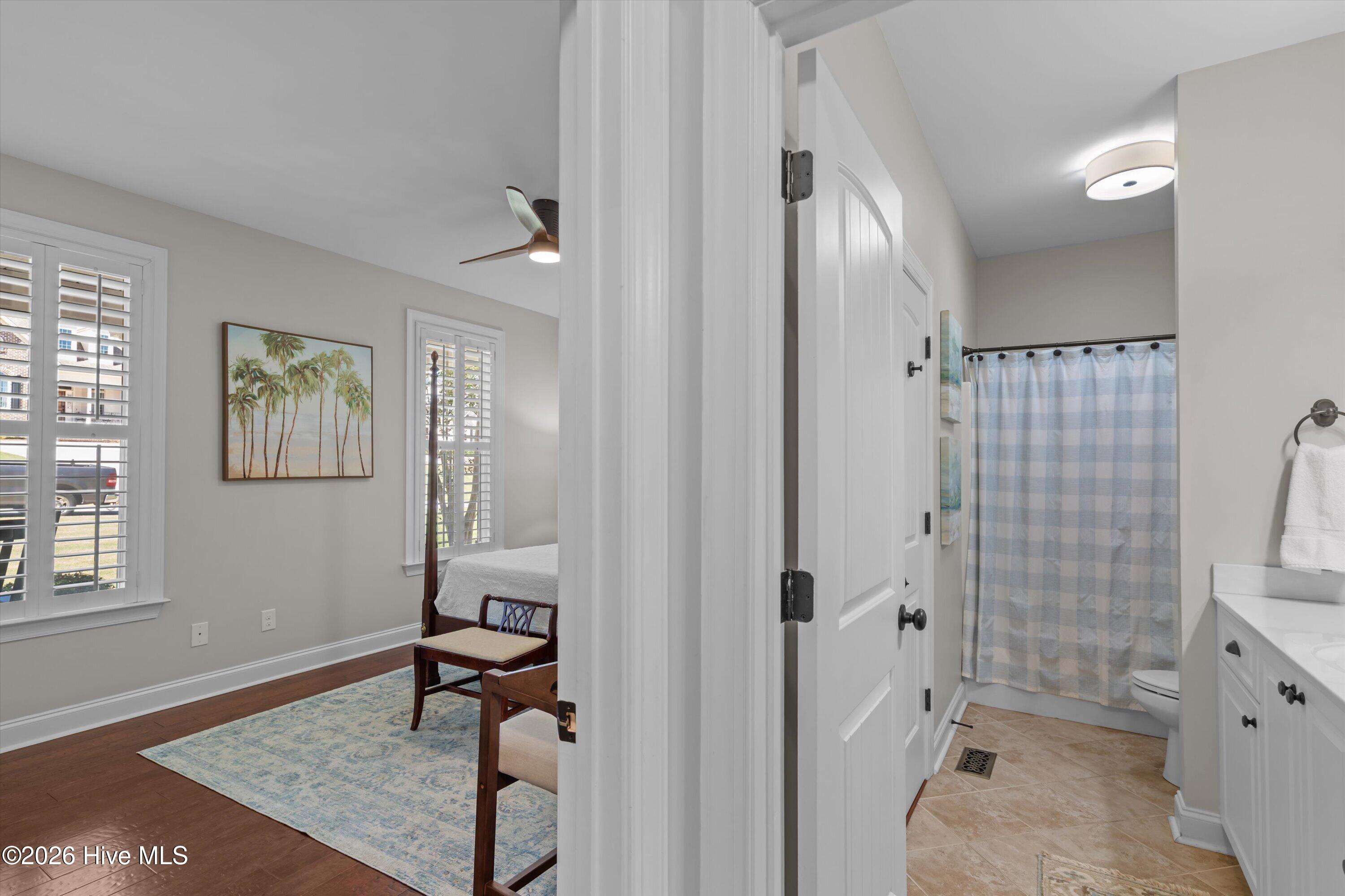 1058 Emerald Place Property Photo 11