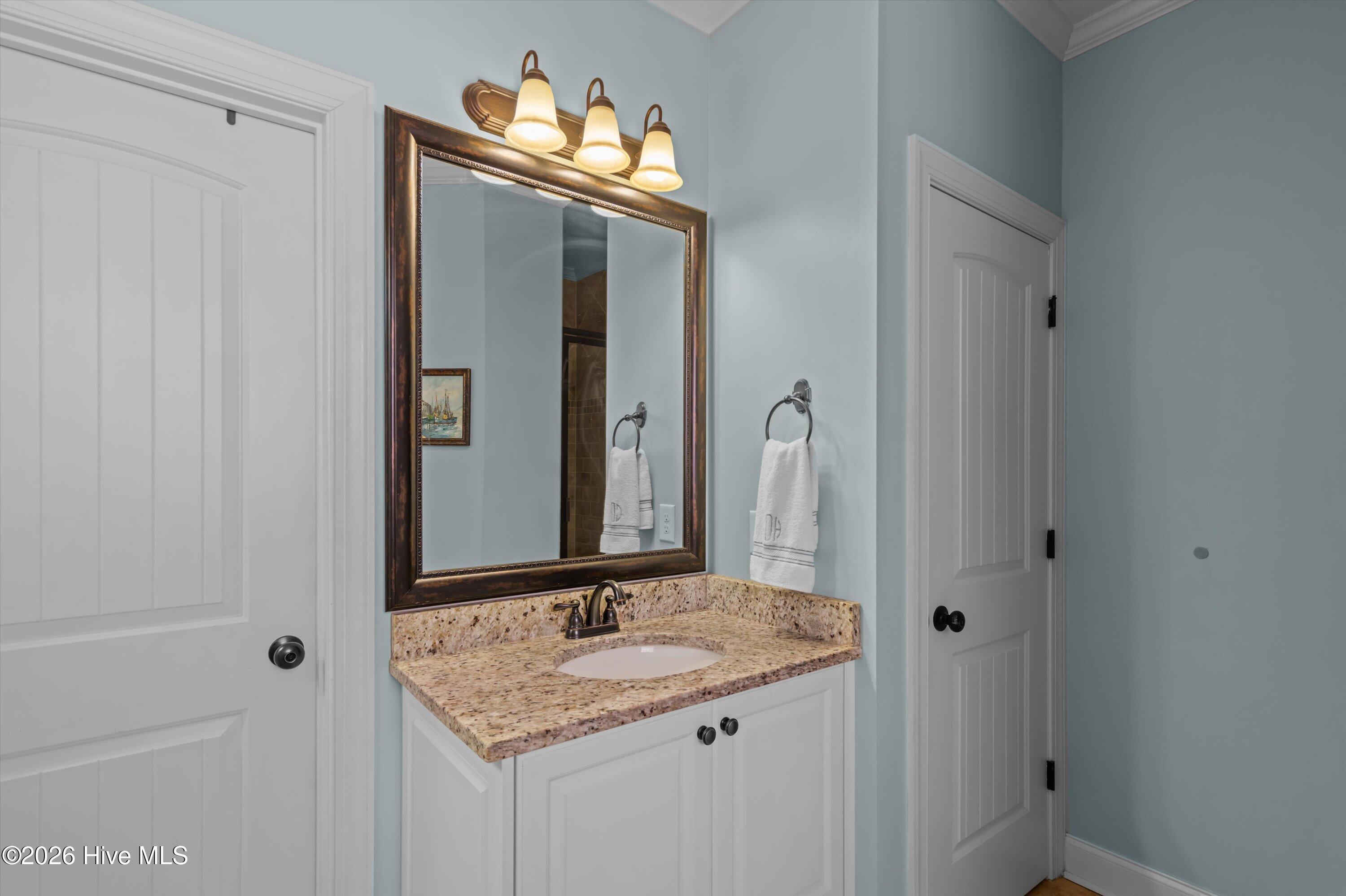 1058 Emerald Place Property Photo 32