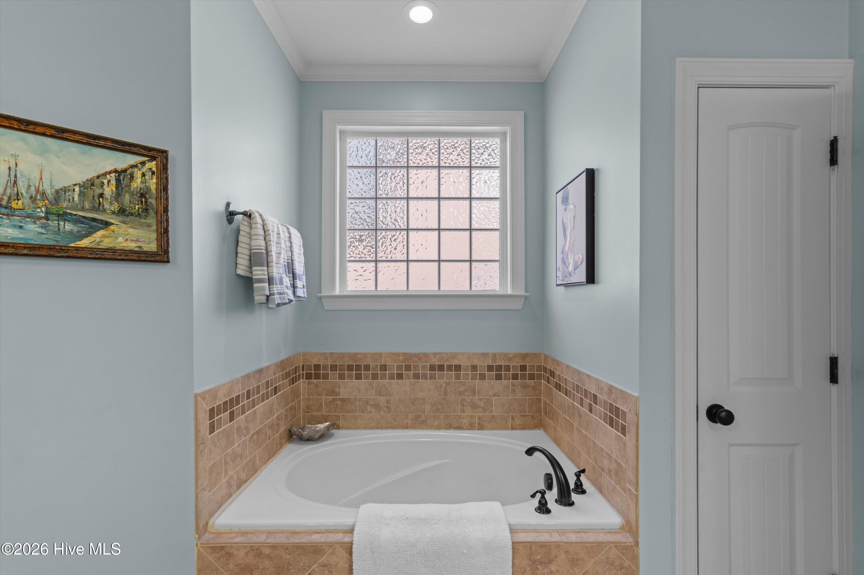 1058 Emerald Place Property Photo 33