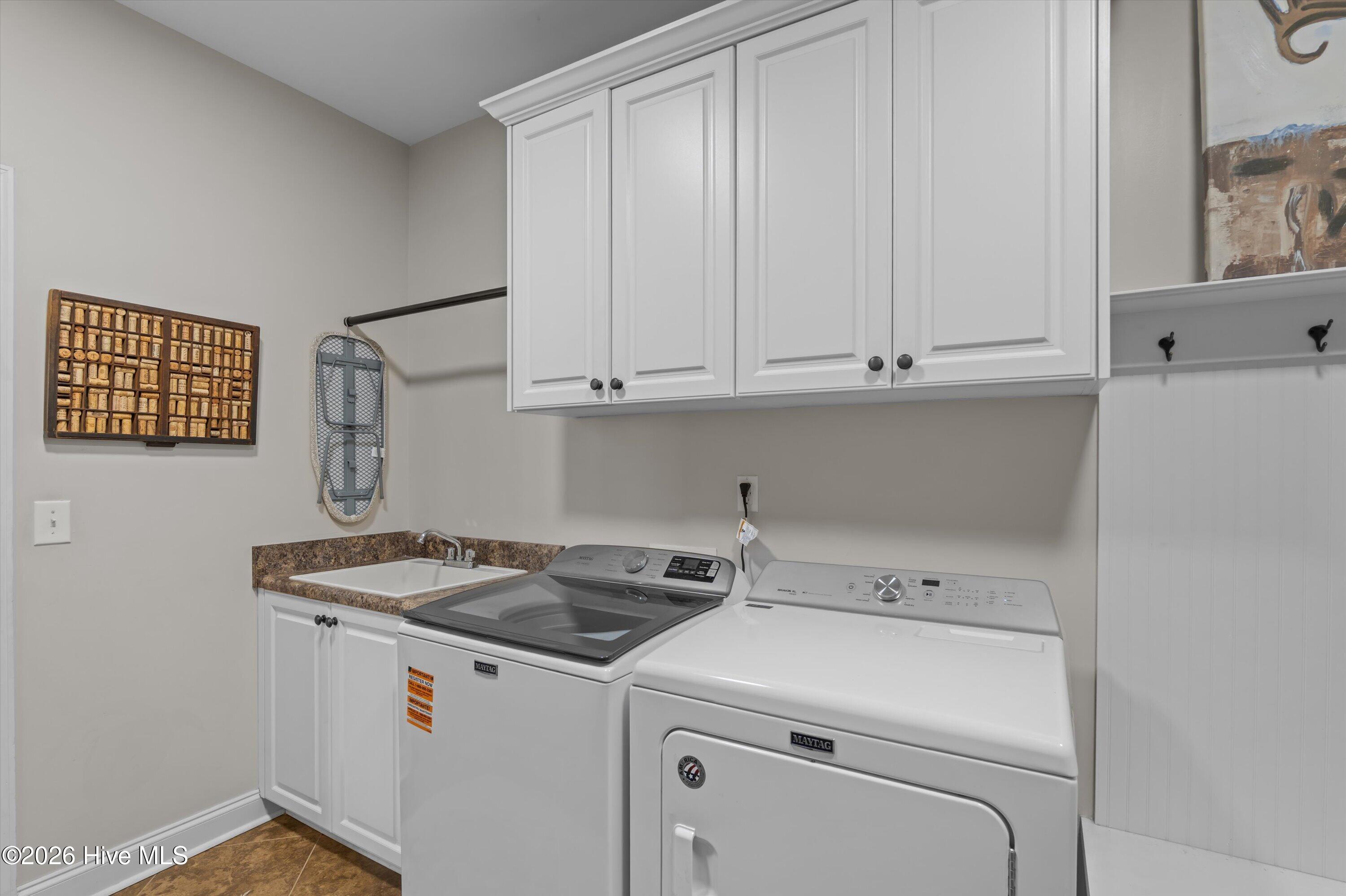 1058 Emerald Place Property Photo 36