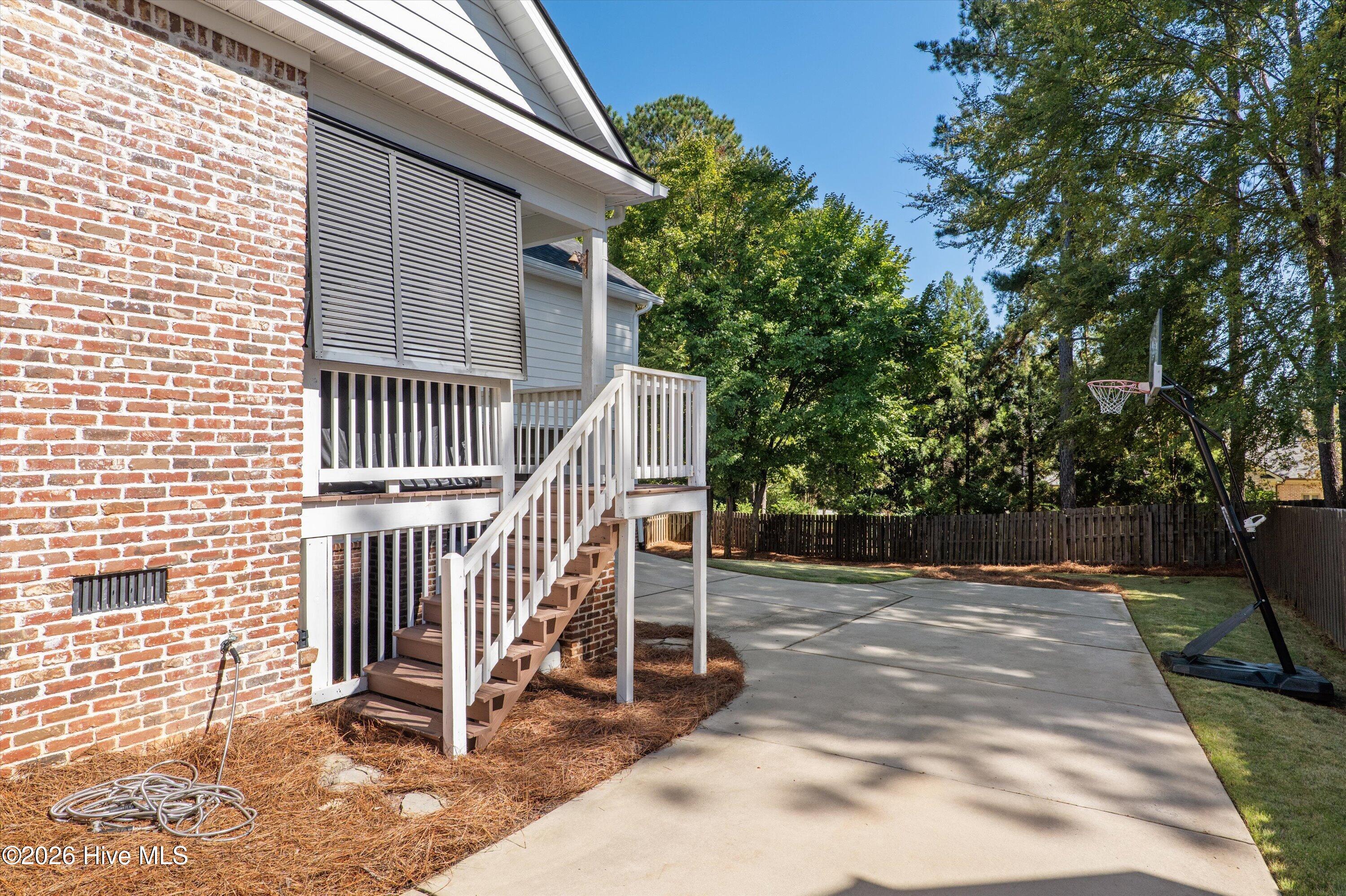1058 Emerald Place Property Photo 49