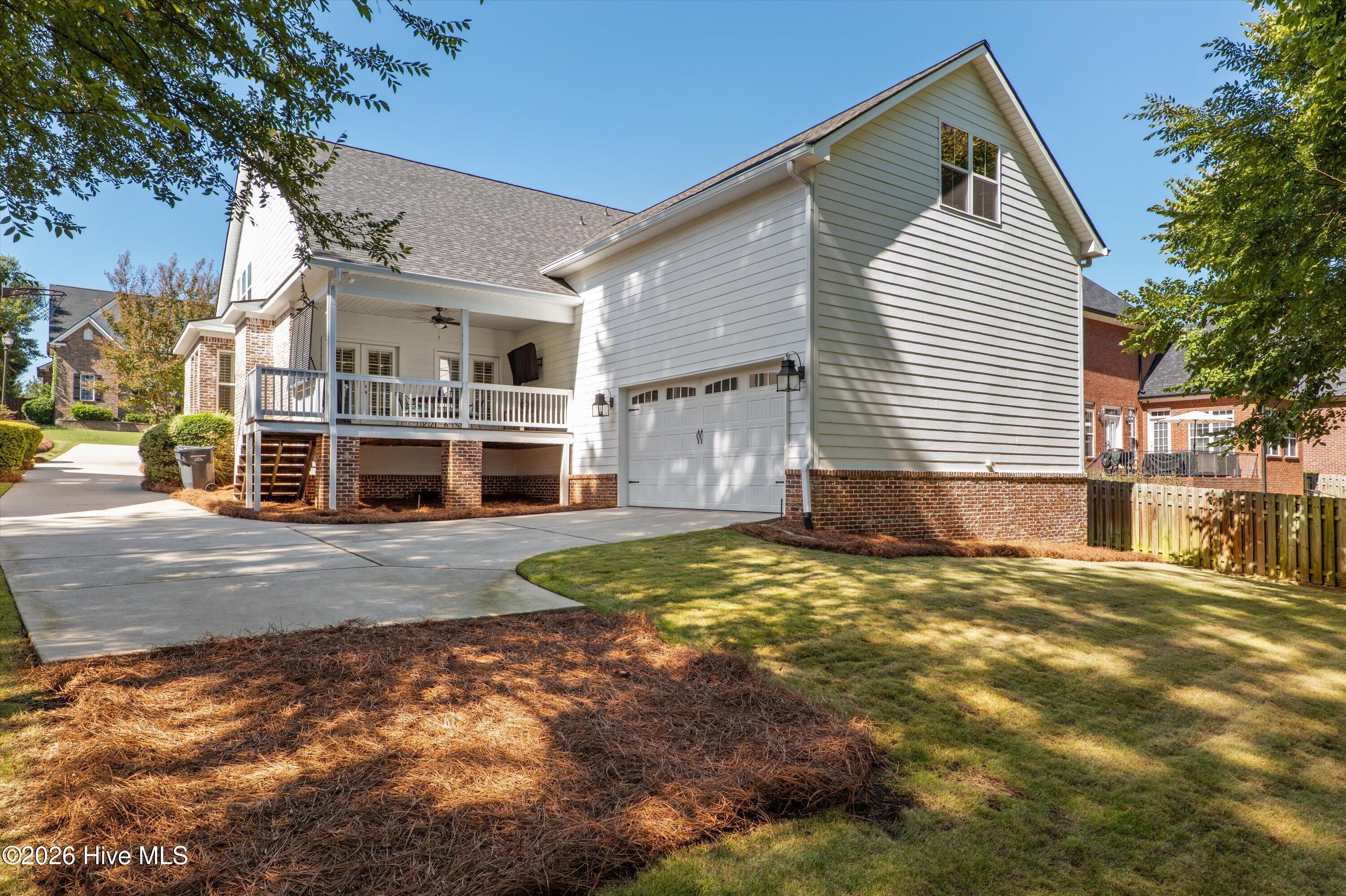 1058 Emerald Place Property Photo 55