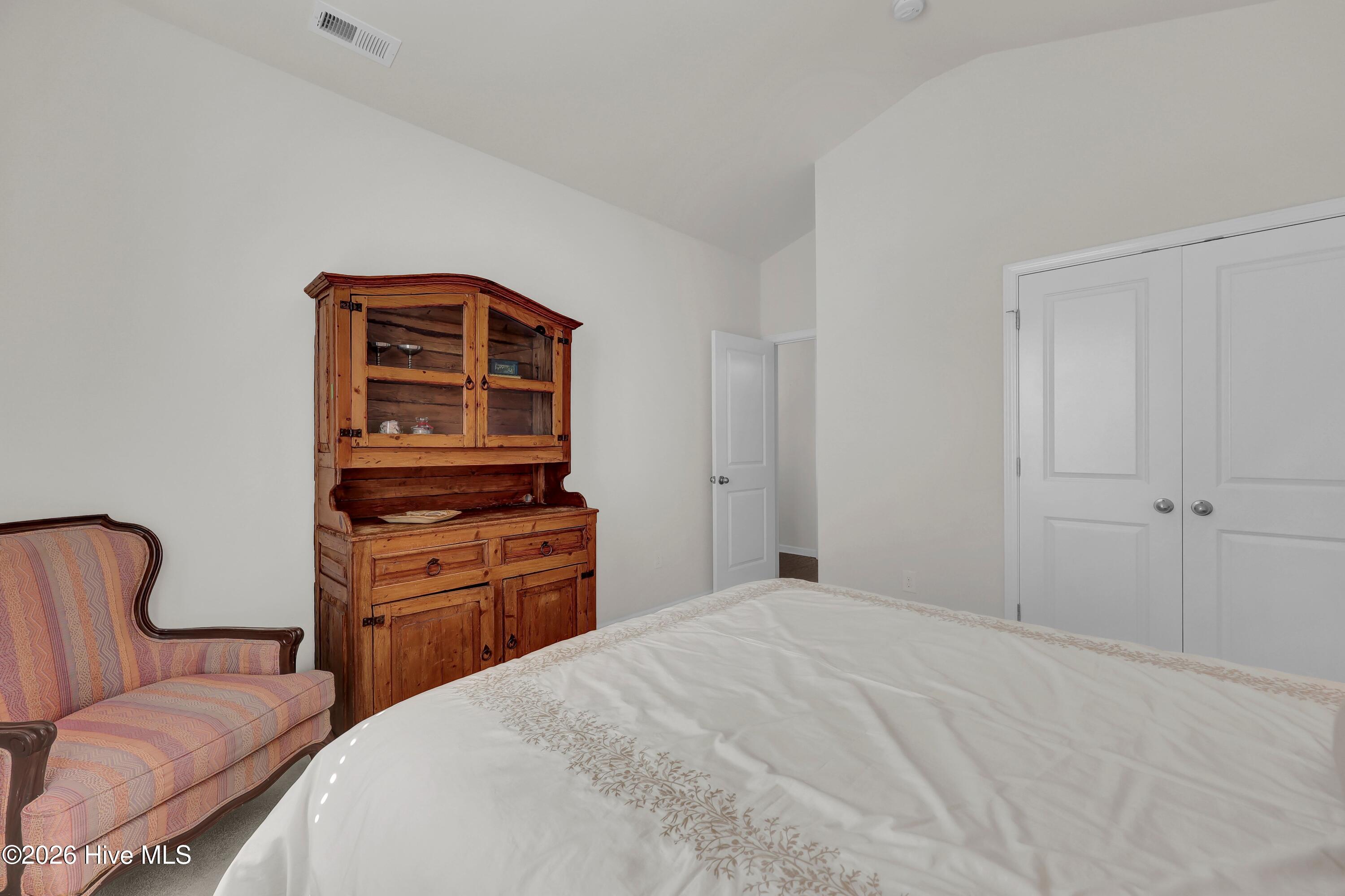 512 Steele Loop Property Photo 6