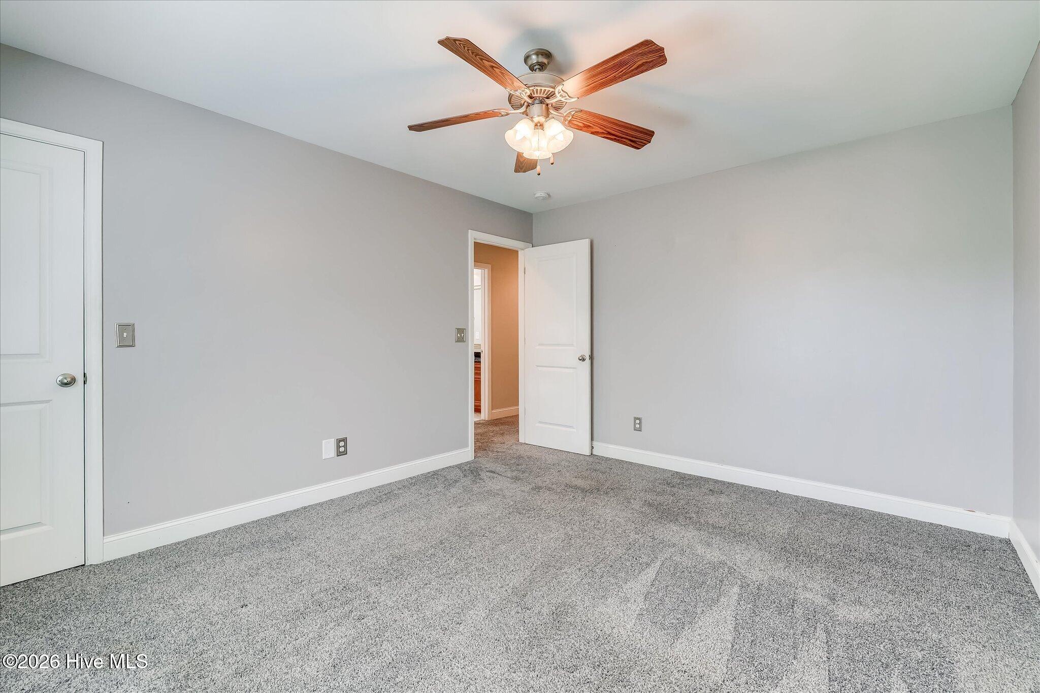 1078 Scarborough Pass Property Photo 38