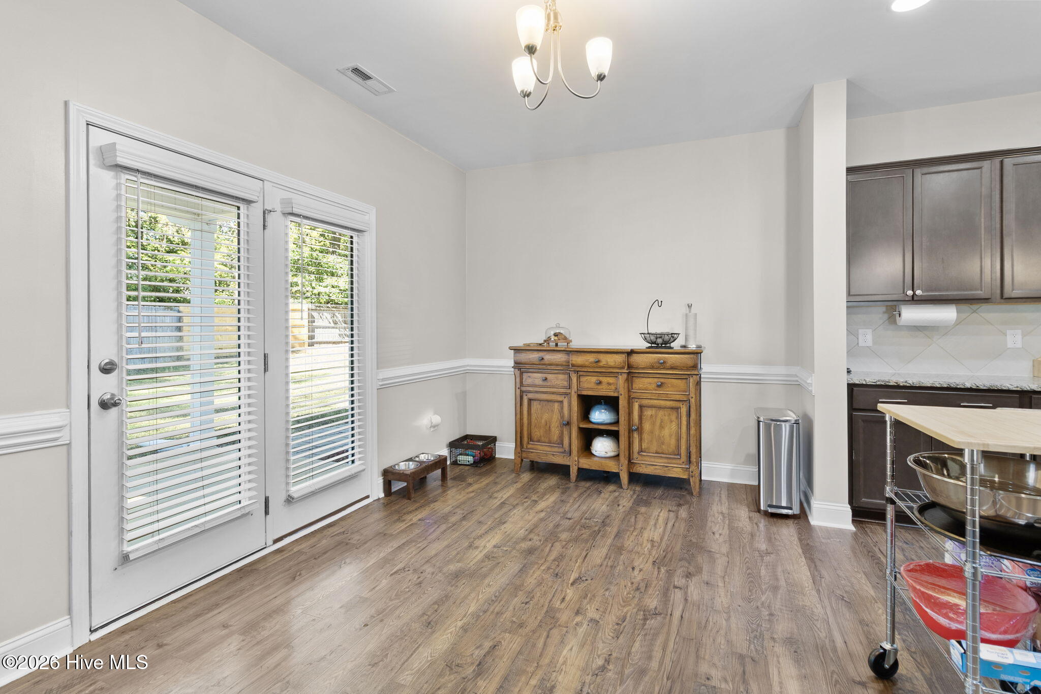 101 Carousel Street Property Photo 13